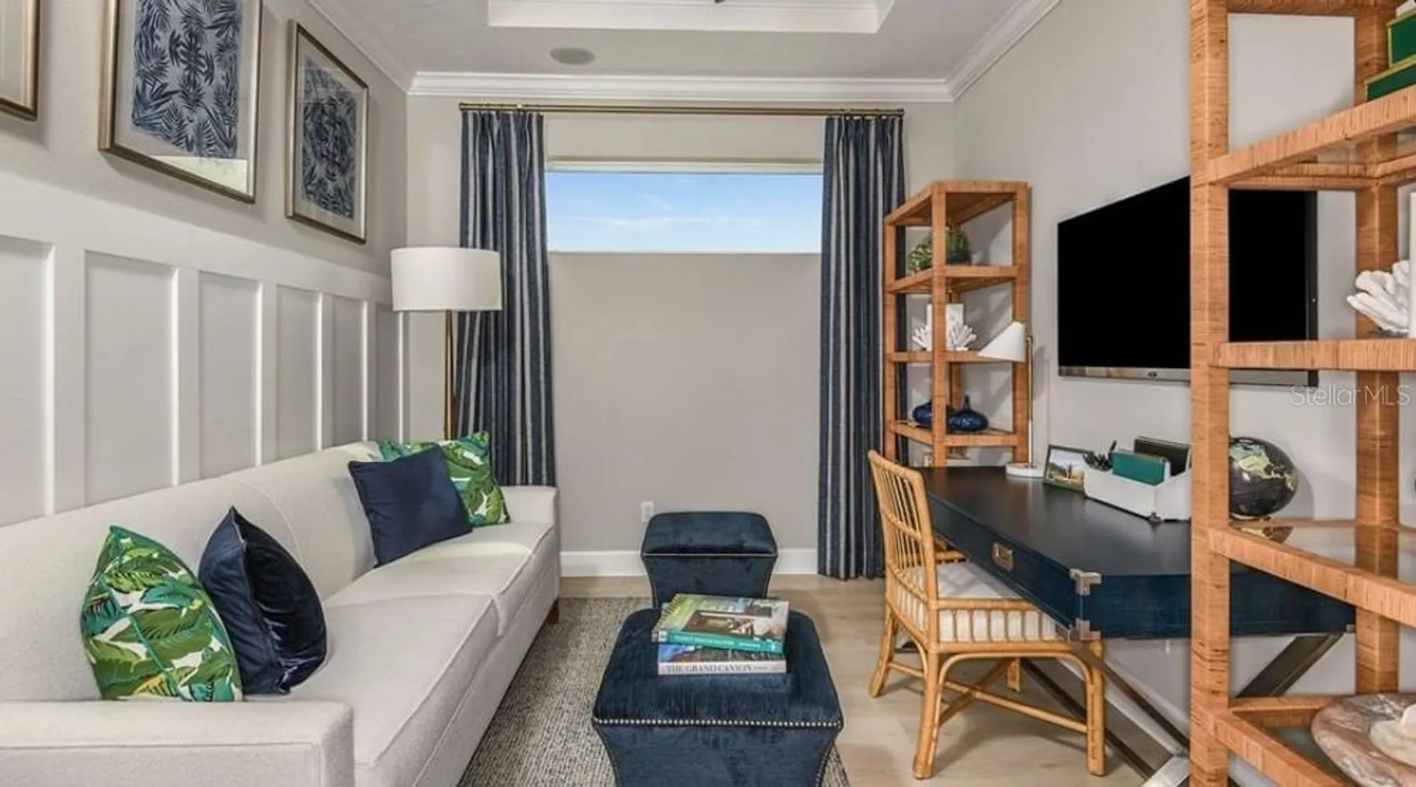 Property Slideshow image 7 of 39 | 16215 isola pl, Bradenton, FL, 34211