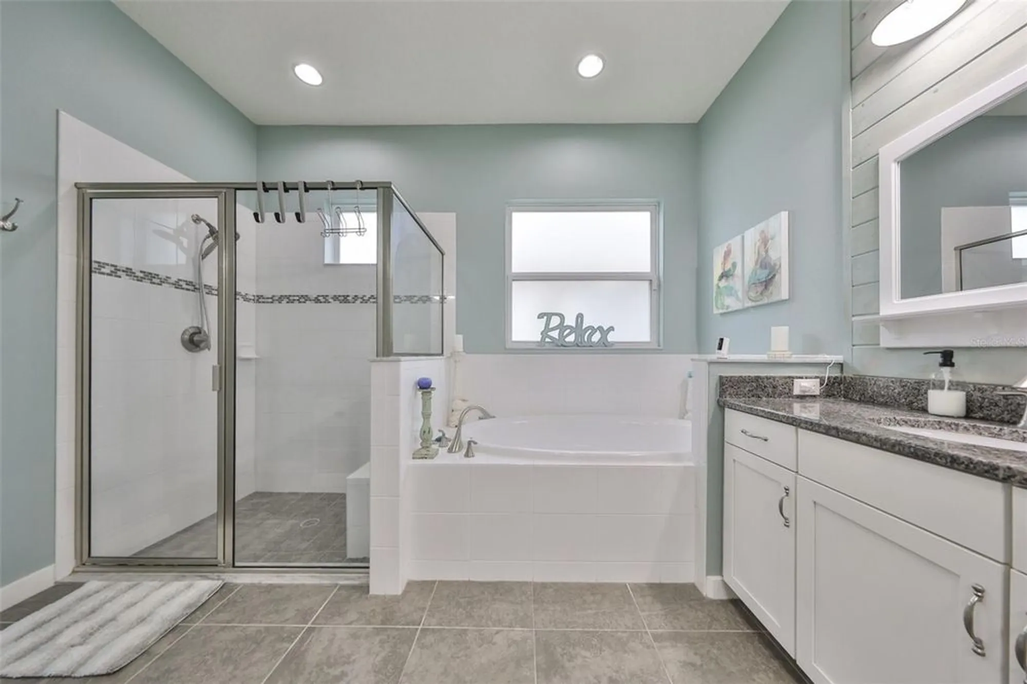 Property Slideshow image 24 of 75 | 511 winterside dr, Apollo Beach, FL, 33572