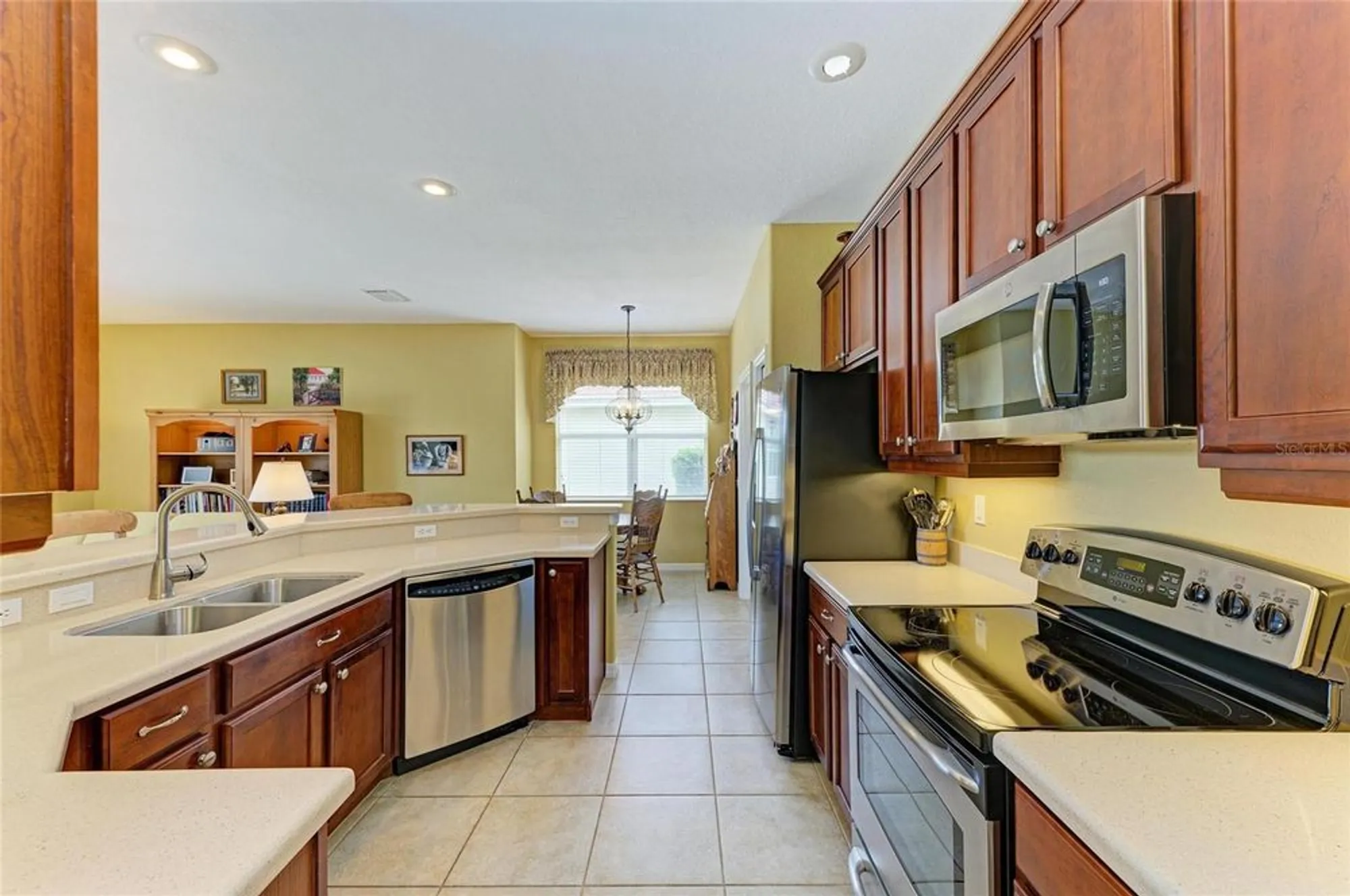 Property Slideshow image 29 of 89 | 235 river enclave ct, Bradenton, FL, 34212