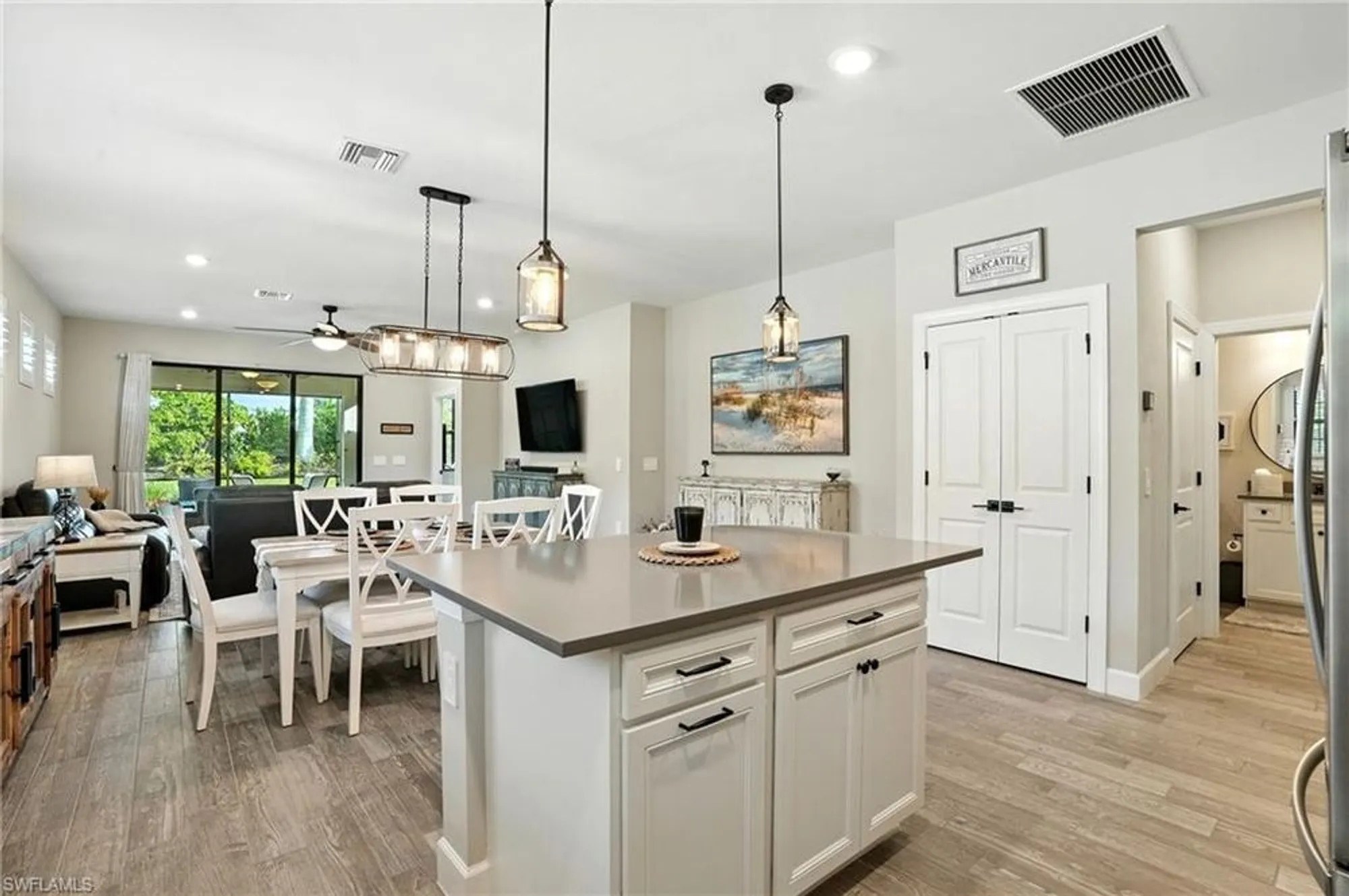Property Slideshow image 10 of 47 | 12230 canal grande dr, Fort Myers, FL, 33913
