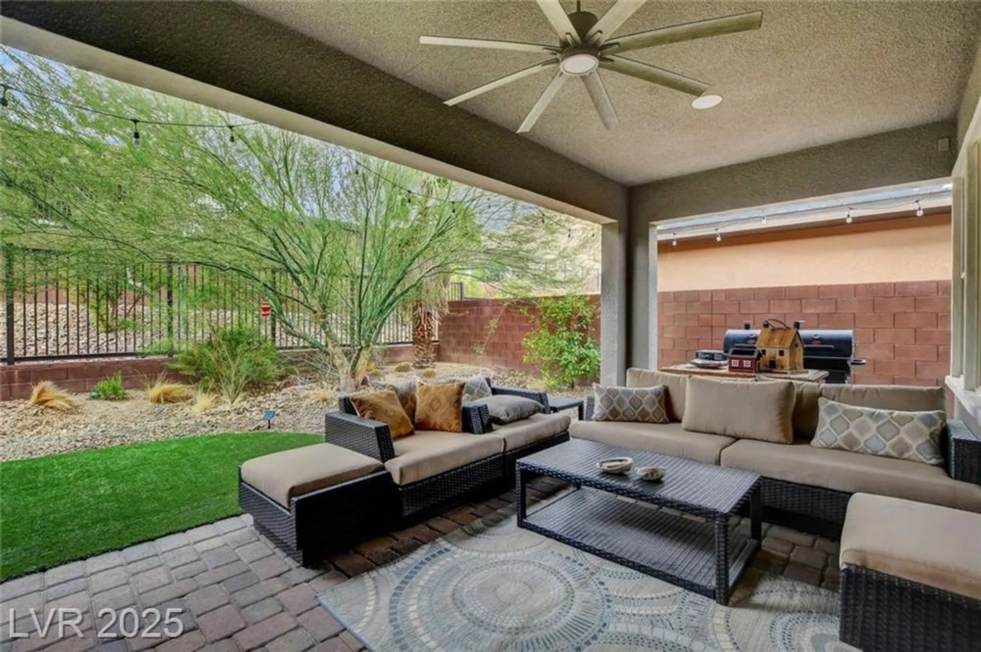 Property Slideshow image 32 of 68 | 6803 regency crest ave, Las Vegas, NV, 89148