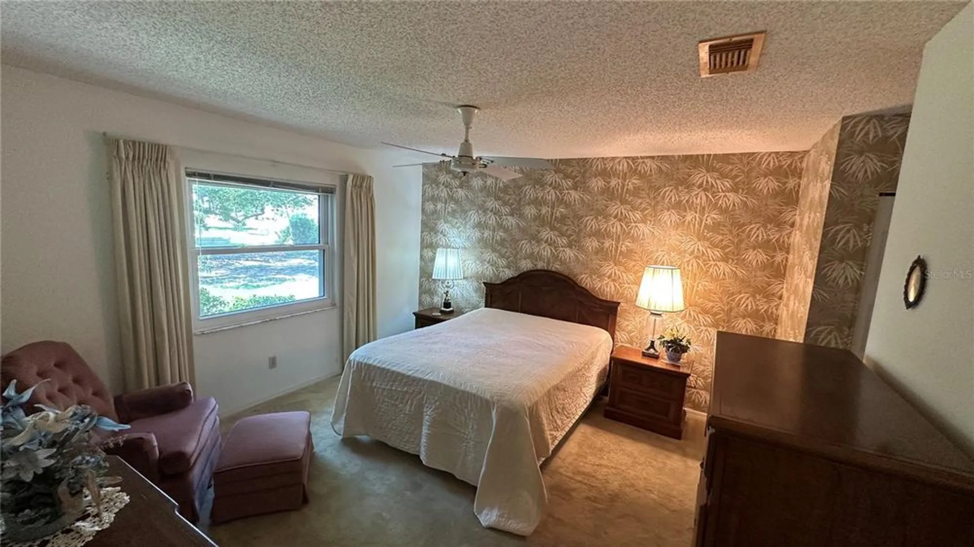 Property Slideshow image 8 of 20 | 205 strongbow ct, Sun City Center, FL, 33573