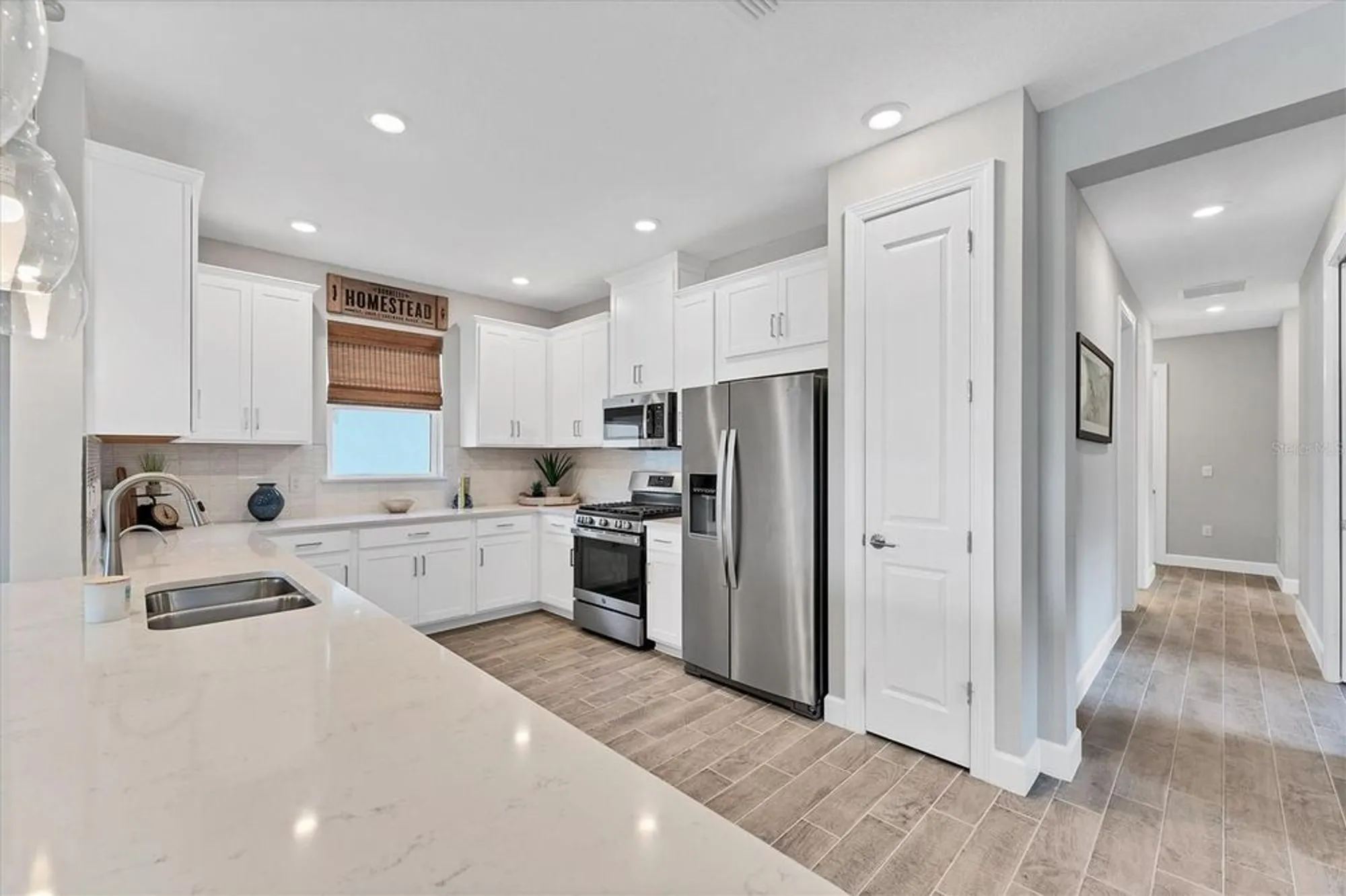 Property Slideshow image 11 of 99 | 3025 veneto ct, Bradenton, FL, 34211