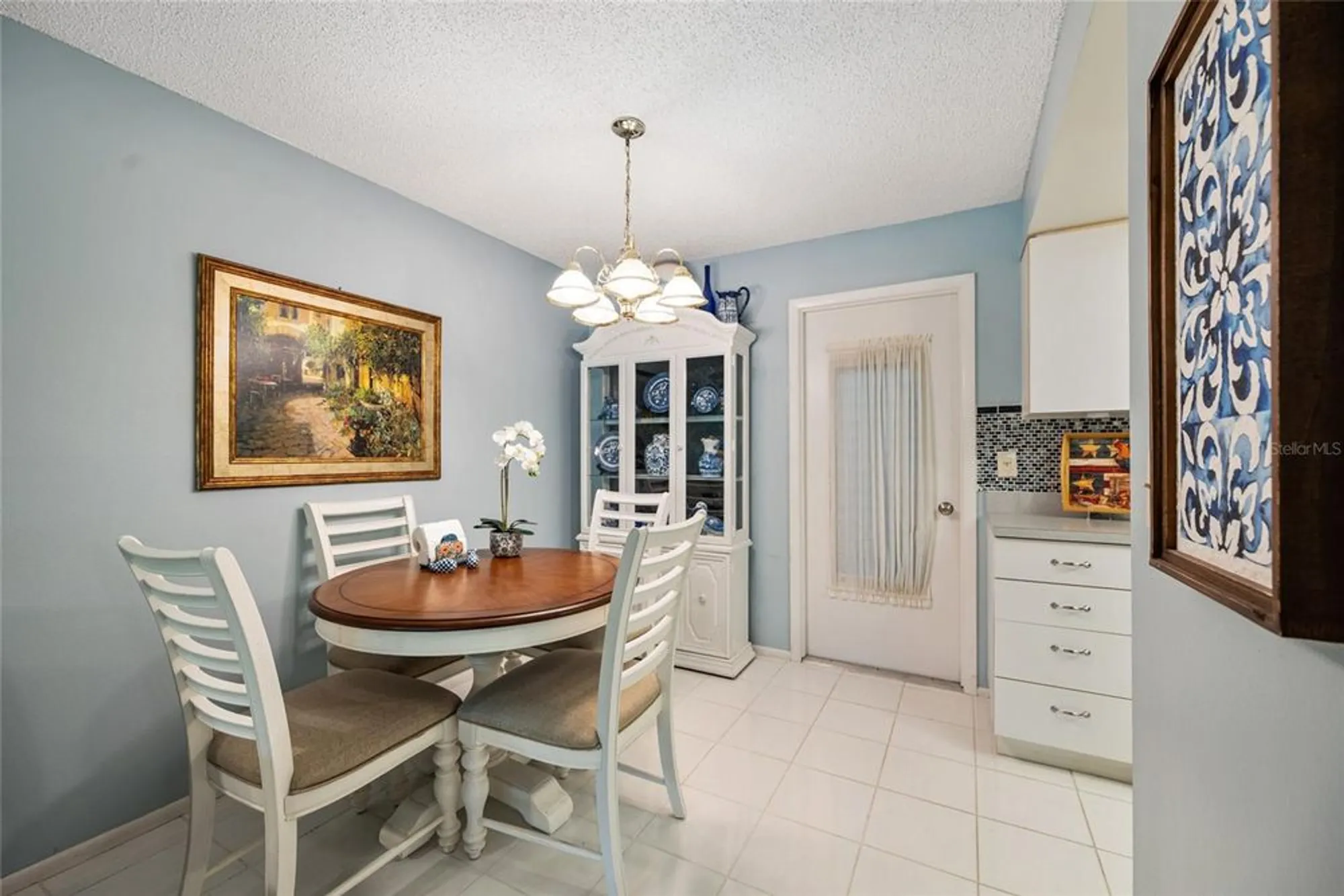 Property Slideshow image 9 of 33 | 2150 shelly dr a, Palm Harbor, FL, 34684