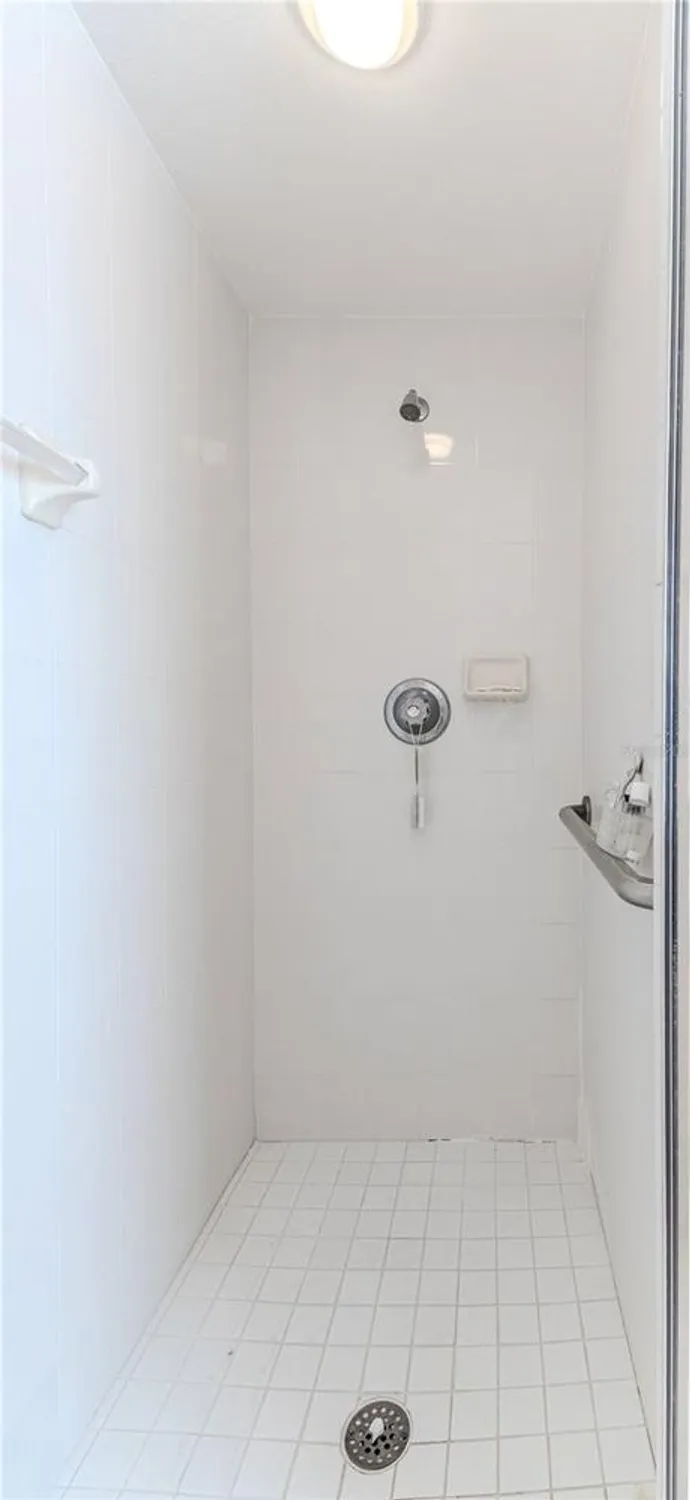 Property Slideshow image 16 of 64 | 432 mistwood ct, Spring Hill, FL, 34609