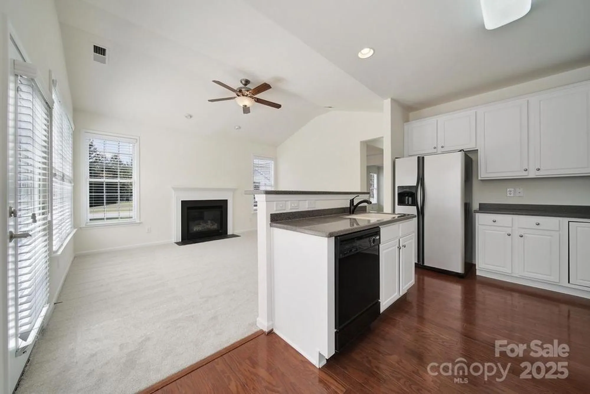 Property Slideshow image 11 of 40 | 328 garnet ct, Fort Mill, SC, 29708