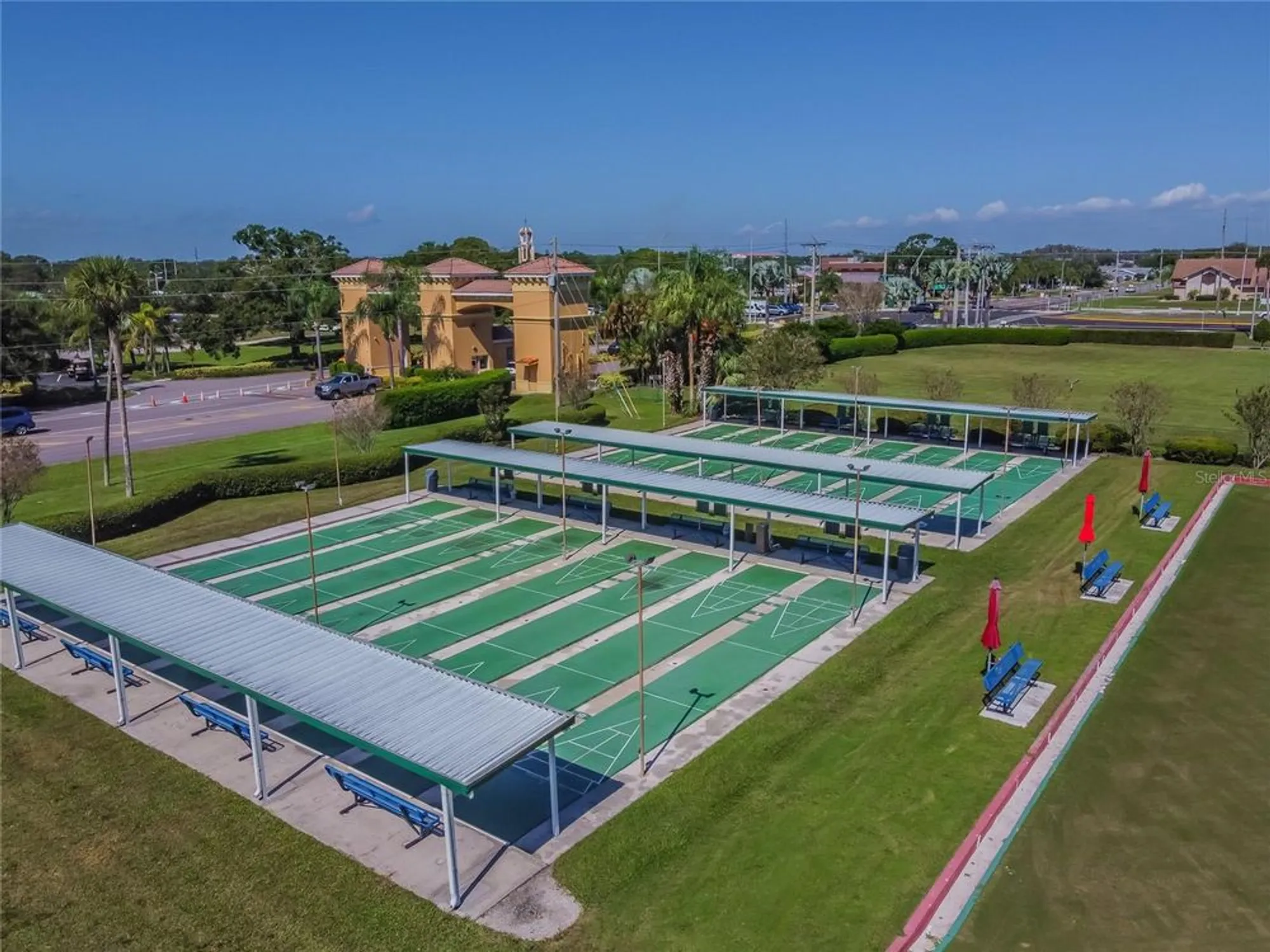 Property Slideshow image 43 of 51 | 2208 grenadier dr, Sun City Center, FL, 33573