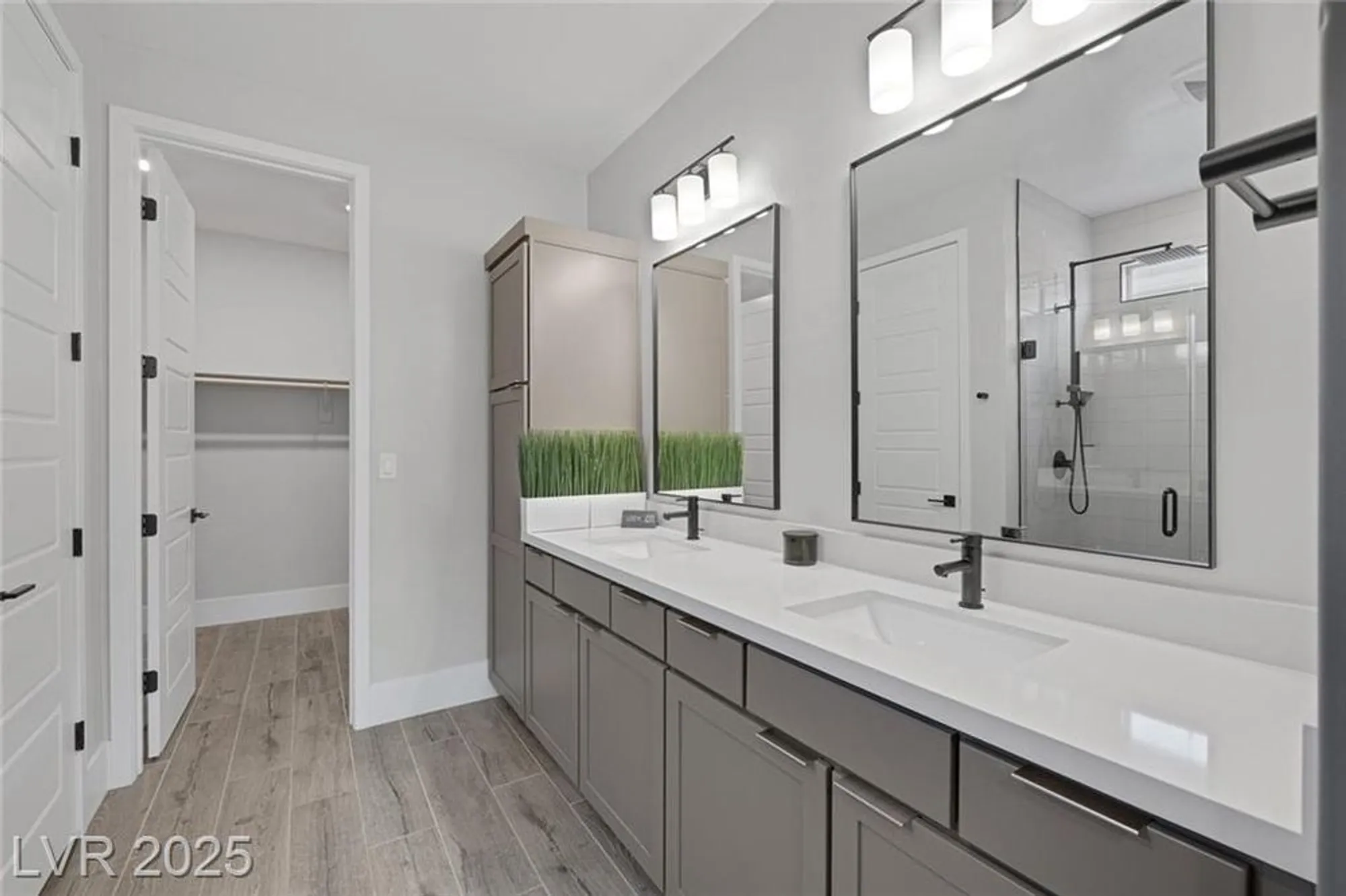 Property Slideshow image 25 of 42 | 9617 sard ln, Las Vegas, NV, 89143