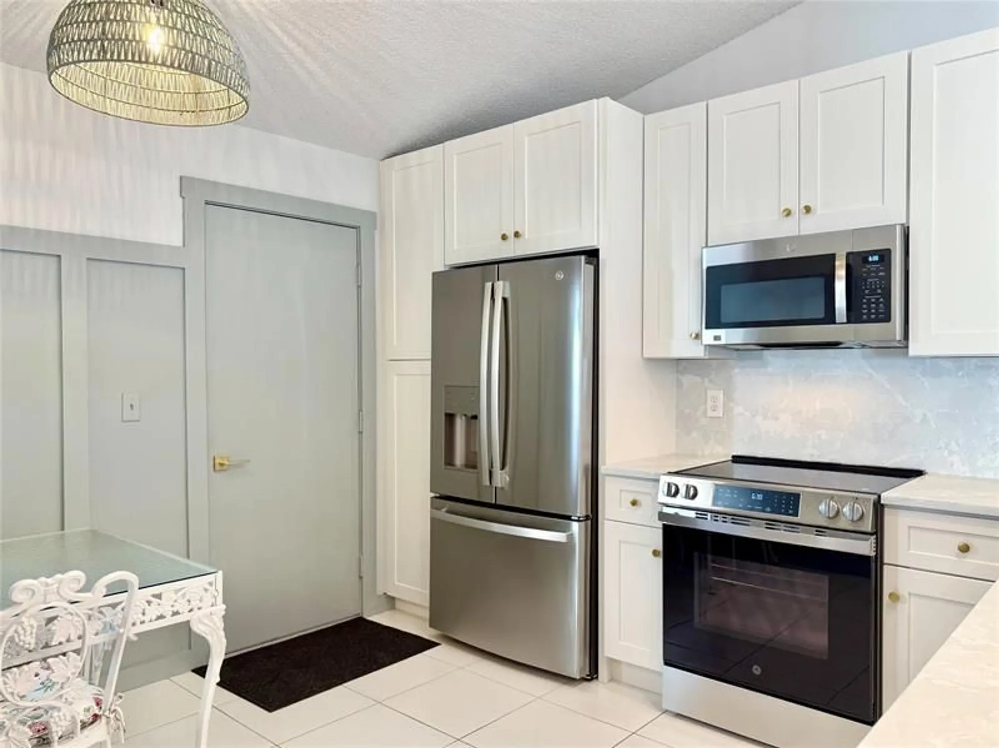 Property Slideshow image 8 of 51 | 5869 sunswept ln b, Boynton Beach, FL, 33437