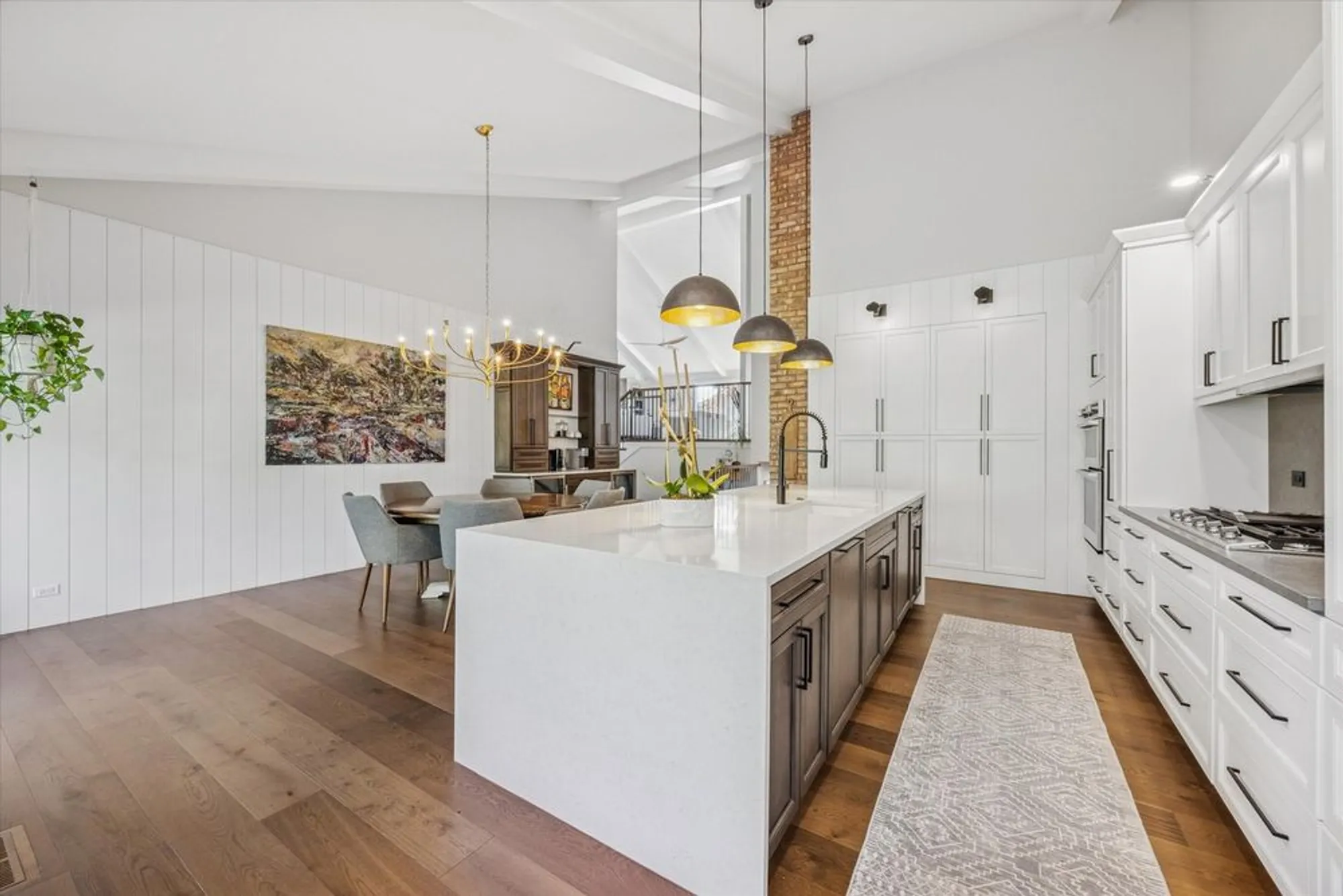 Property Slideshow image 8 of 30 | , Oak Brook, IL, 60523