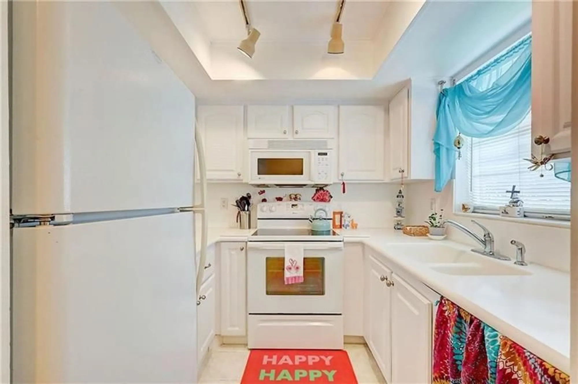 Property Slideshow image 4 of 19 | 2929 se ocean blvd apt 142-3, Stuart, FL, 34996