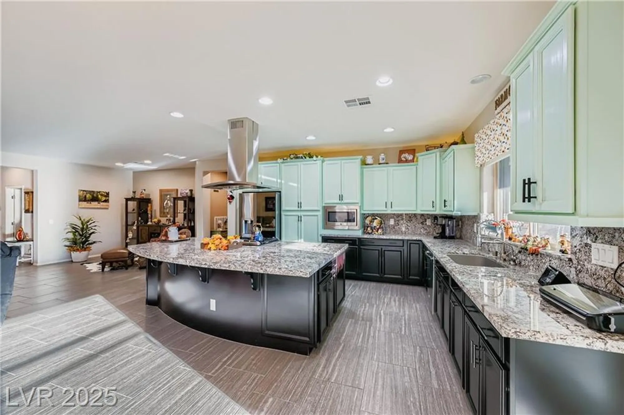 Property Slideshow image 4 of 40 | 5654 sagamore canyon st, North Las Vegas, NV, 89081