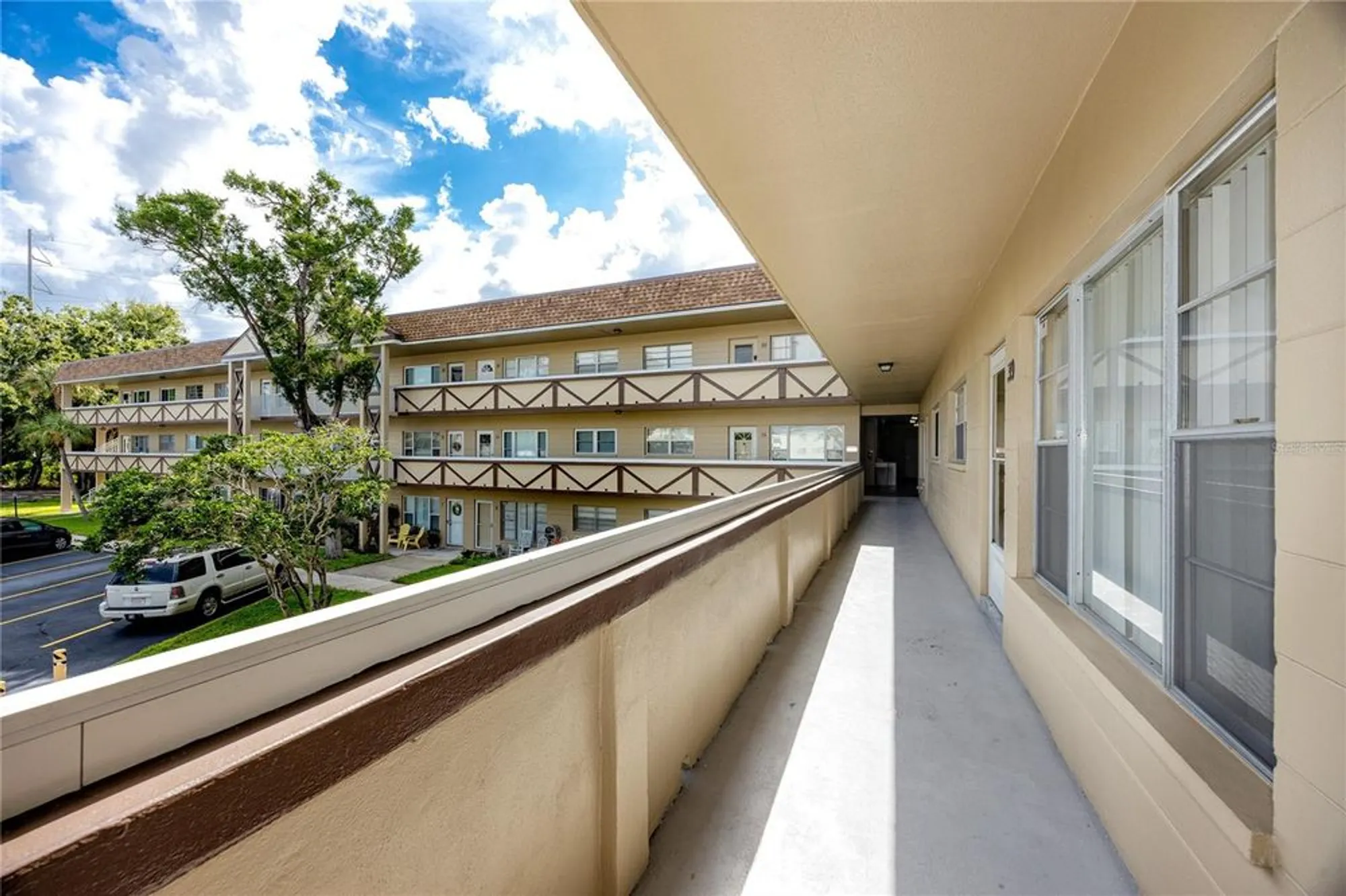 Property Slideshow image 5 of 42 | 2463 brazilia dr apt 39, Clearwater, FL, 33763