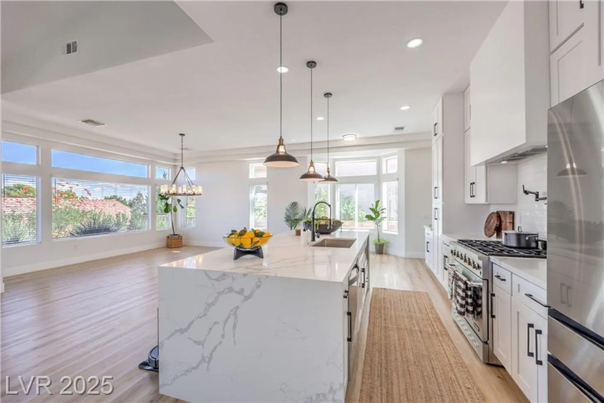 Property Slideshow image 11 of 34 | 3028 treesdale dr, Las Vegas, NV, 89134