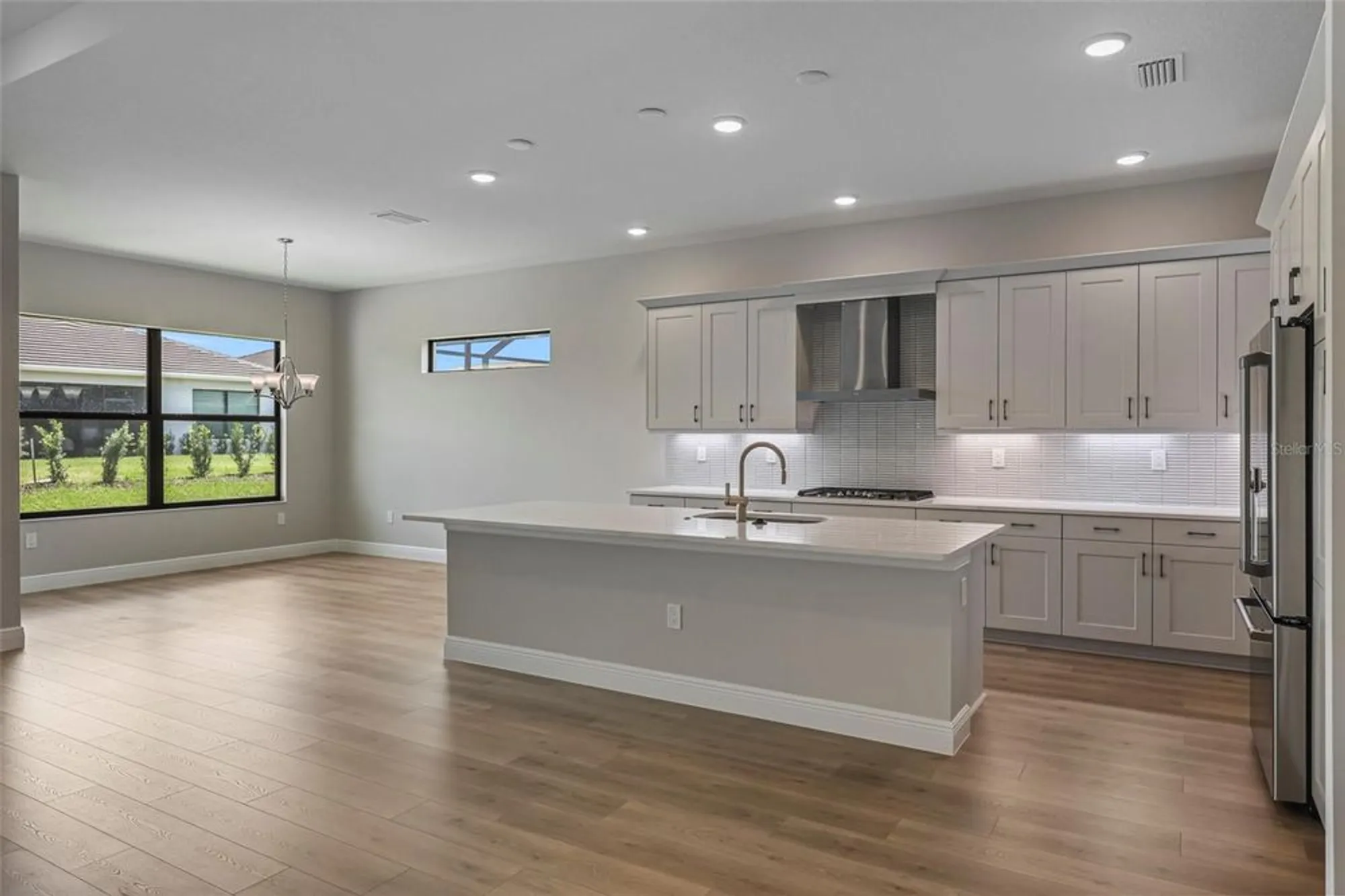 Property Slideshow image 30 of 80 | 4918 kiva cir, Lakewood Ranch, FL, 34211