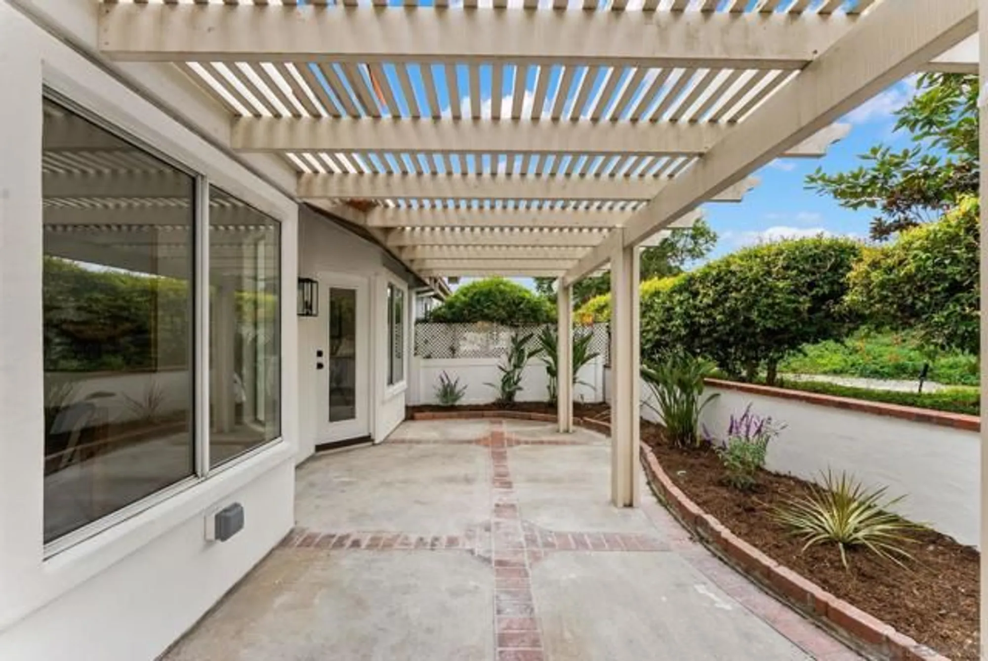 Property Slideshow image 23 of 24 | 4695 adra way, Oceanside, CA, 92056