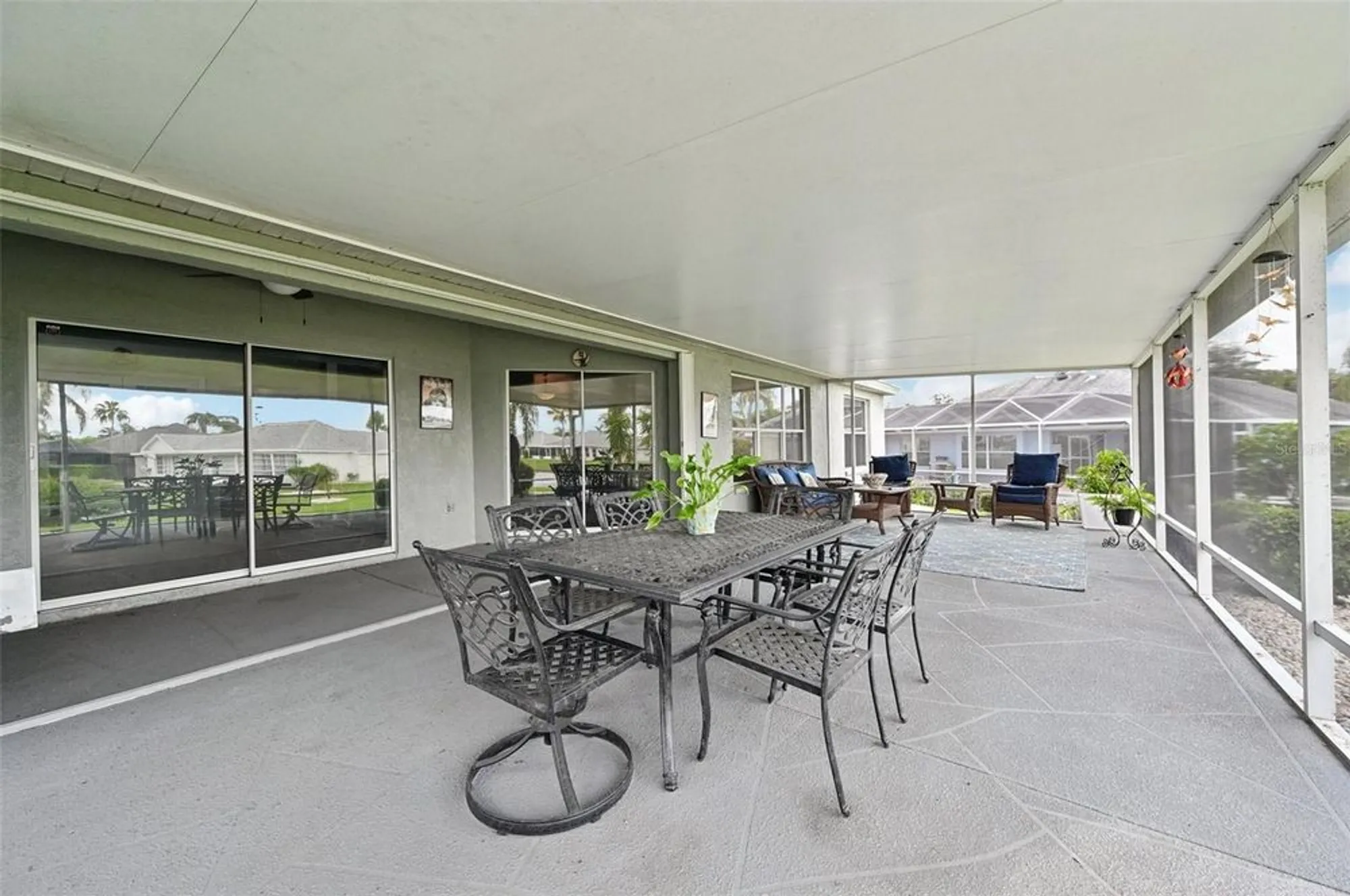 Property Slideshow image 5 of 46 | 2306 emerald lake dr, Sun City Center, FL, 33573