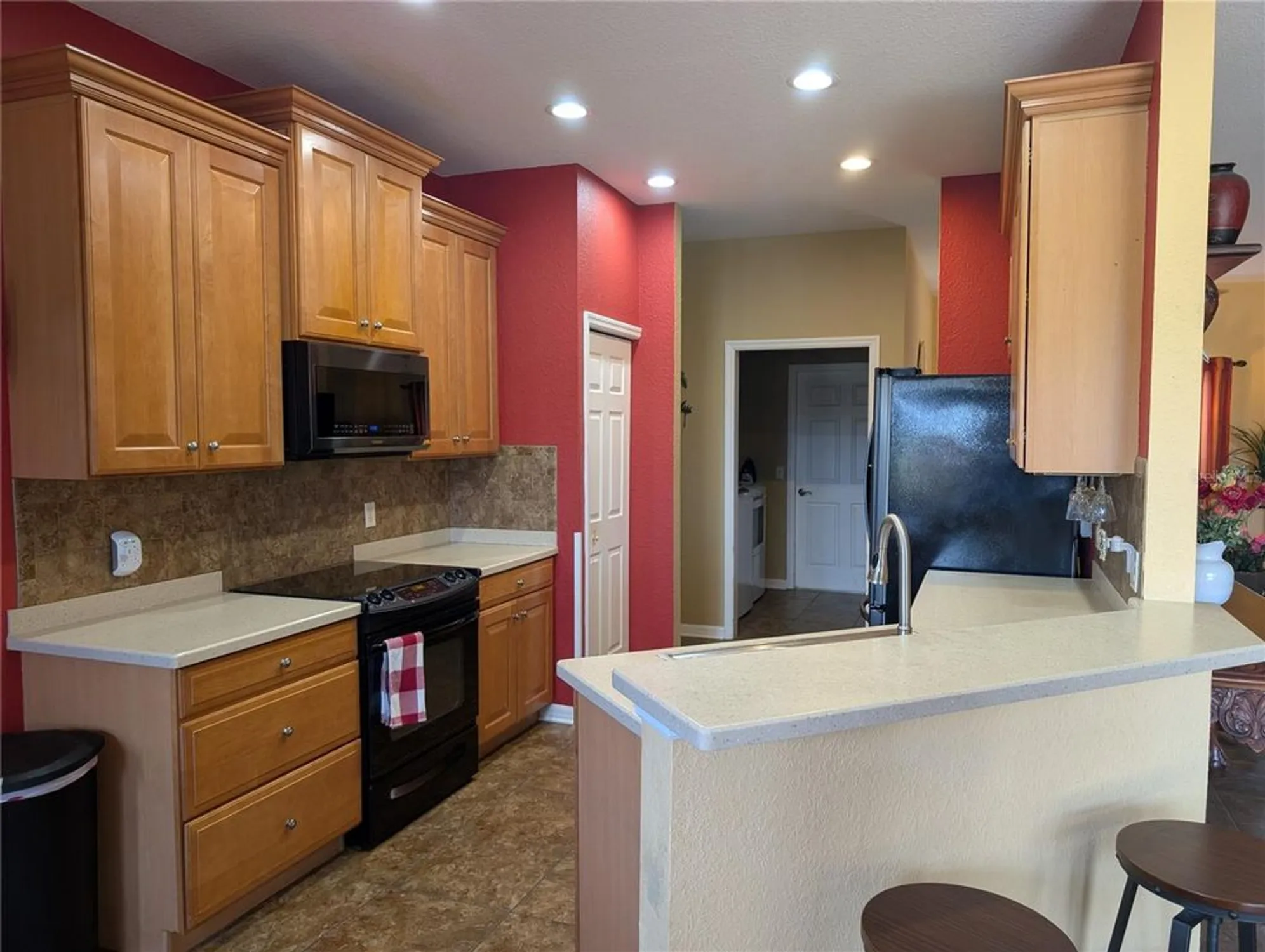 Property Slideshow image 10 of 36 | 5384 hogan ln, Winter Haven, FL, 33884
