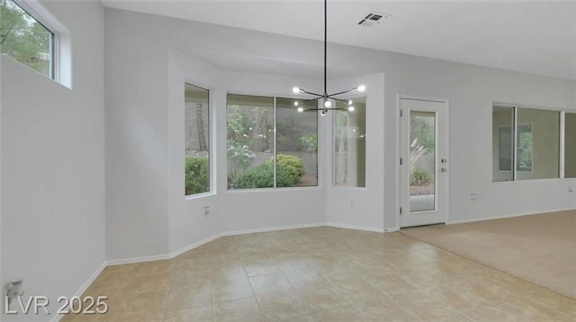 Property Slideshow image 18 of 36 | 2350 little bighorn dr, Henderson, NV, 89052