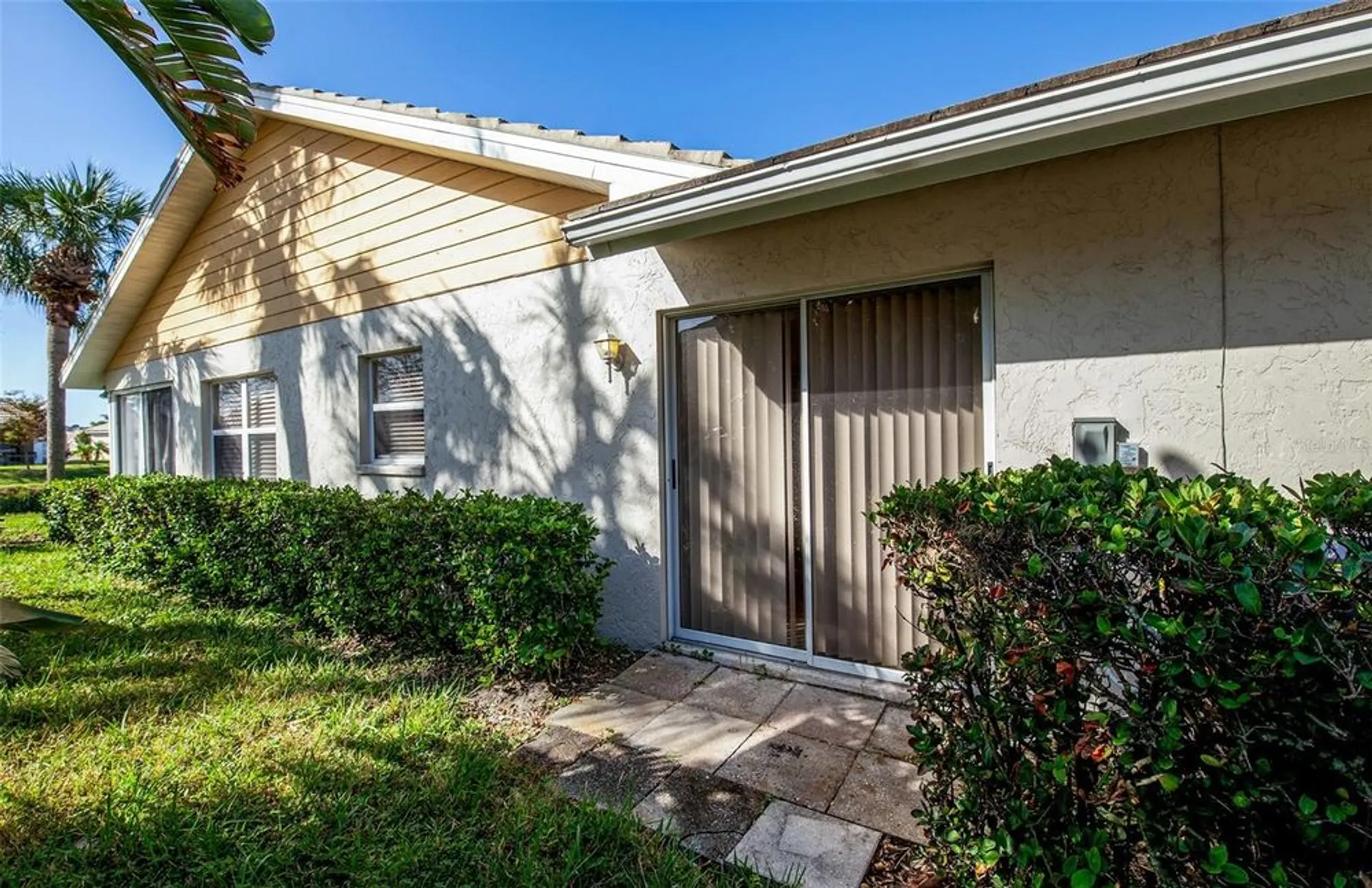 Property Slideshow image 30 of 48 | 172 southampton pl 346, Venice, FL, 34293