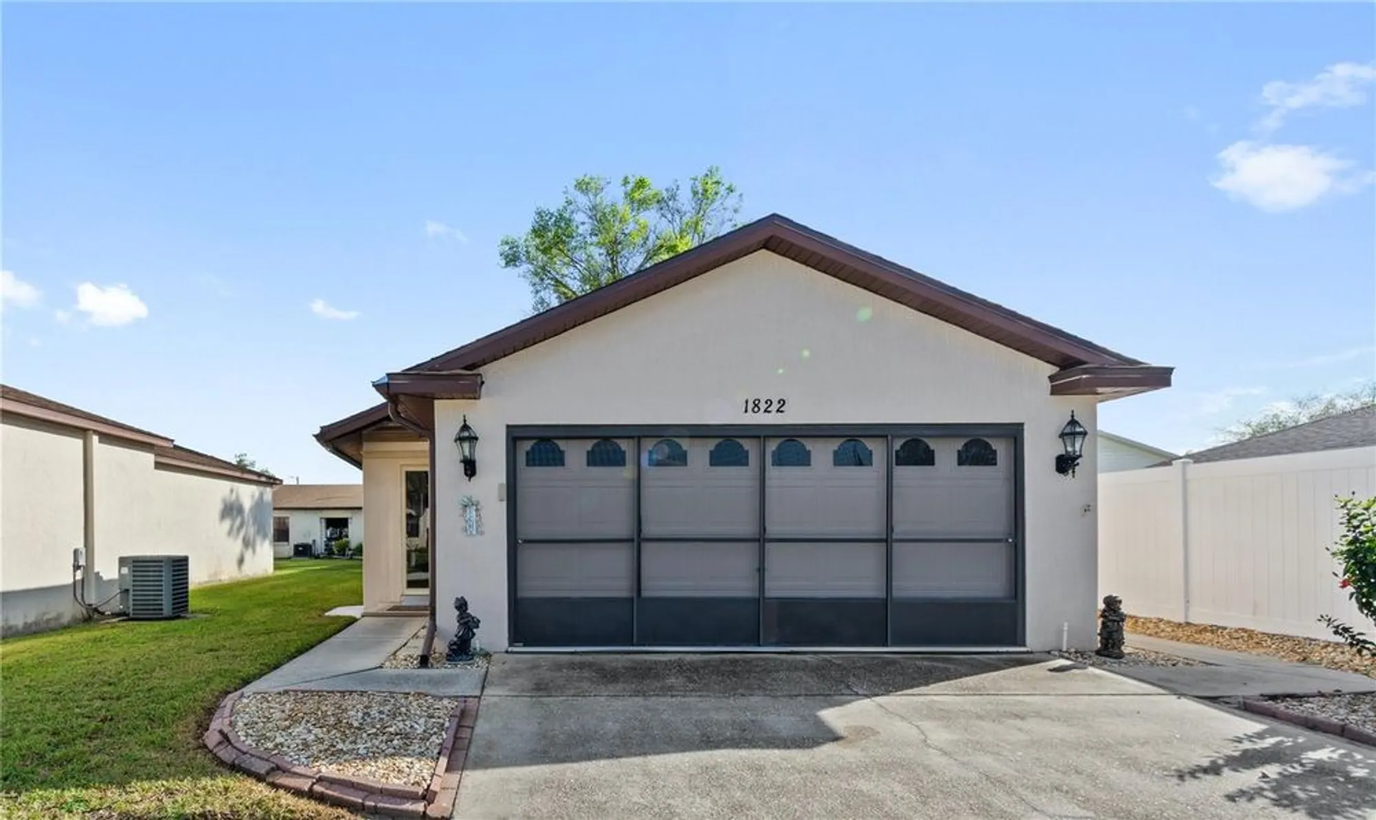 Property Slideshow image 19 of 24 | 1822 nicaragua way, Winter Haven, FL, 33881