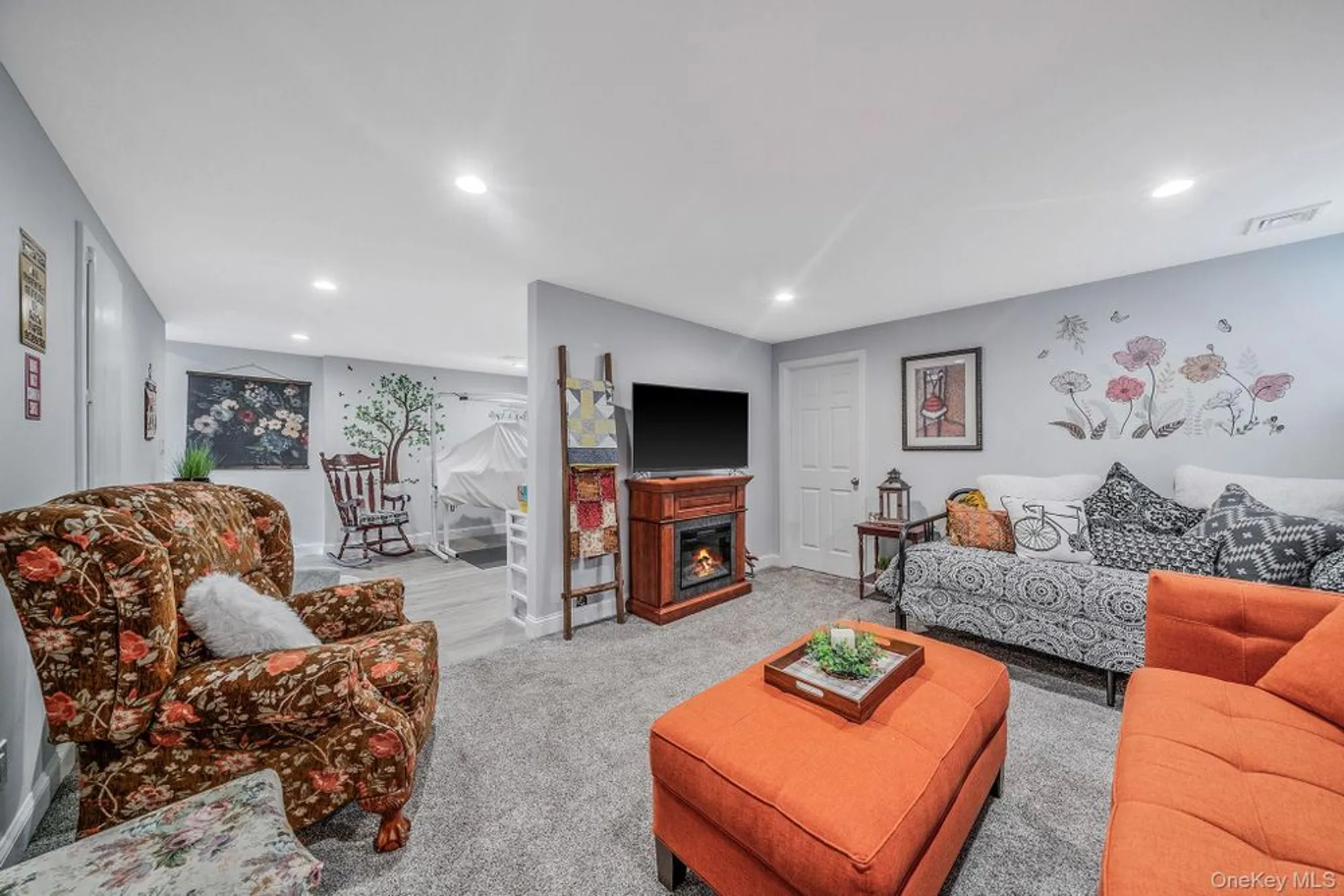 Property Slideshow image 40 of 48 | 1407 middle rd unit 258, Calverton, NY, 11933