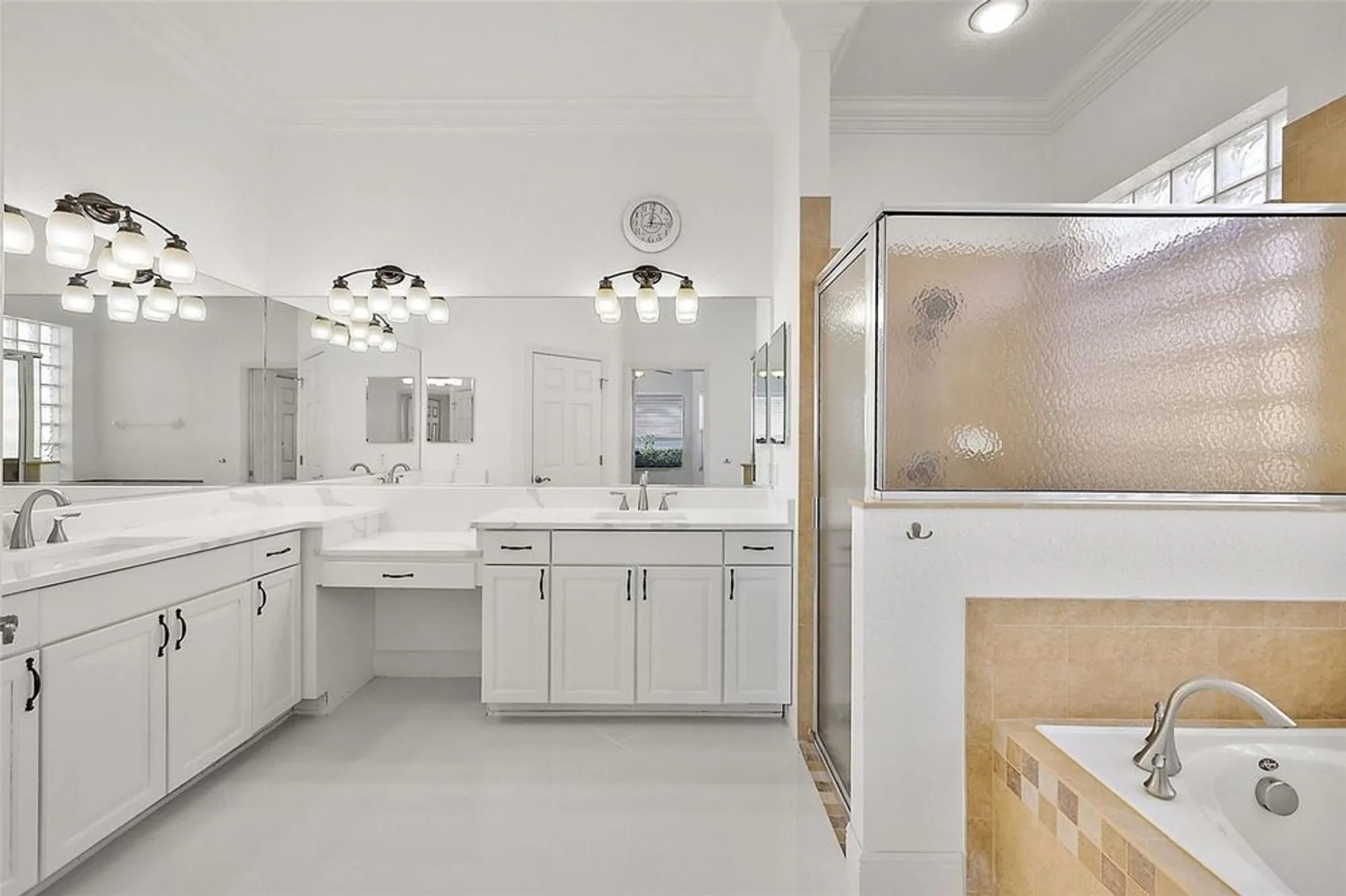 Property Slideshow image 27 of 70 | 10173 lake miona way, Oxford, FL, 34484