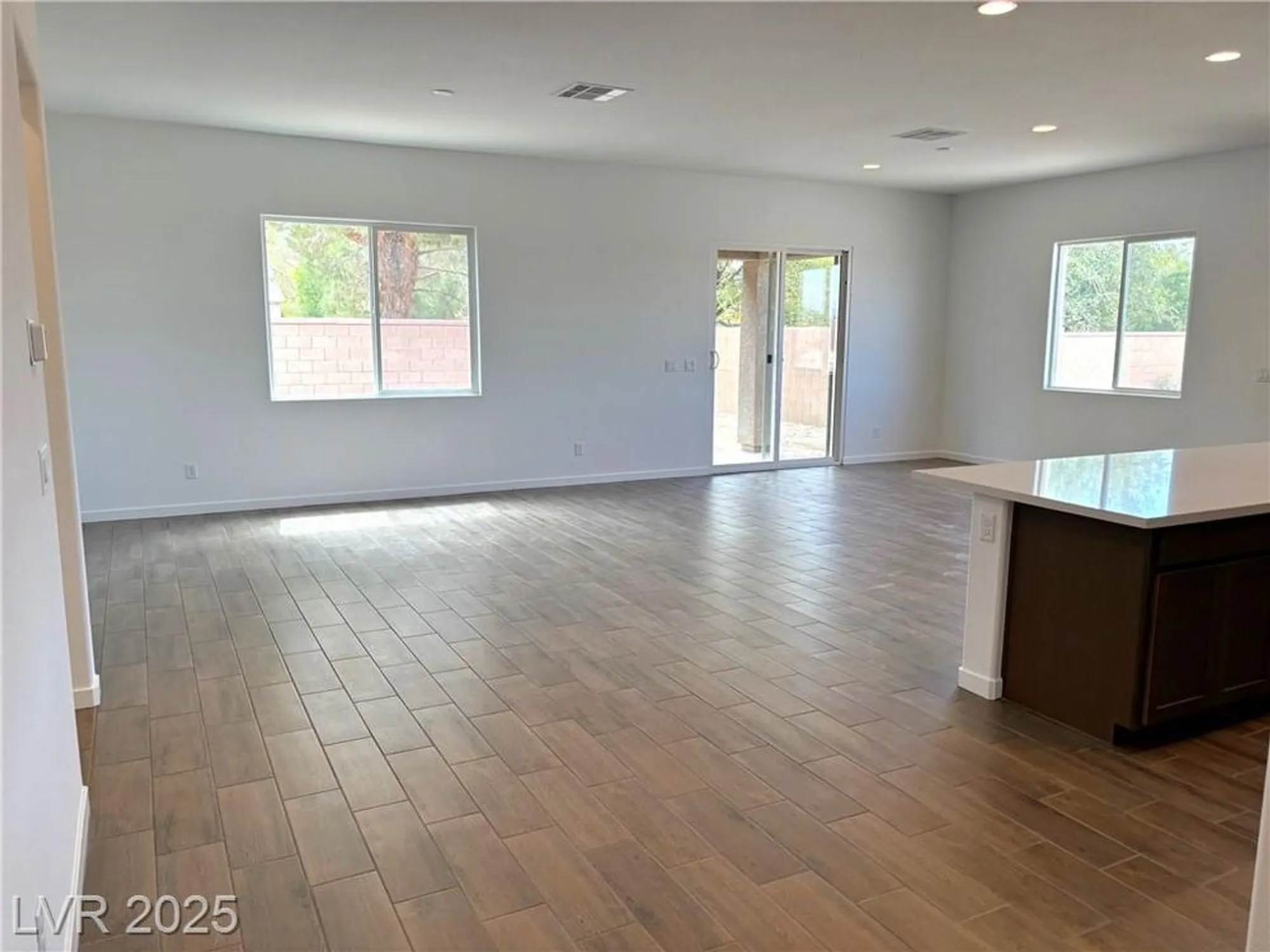 Property Slideshow image 10 of 31 | 5699 e victoria falls dr, Pahrump, NV, 89061