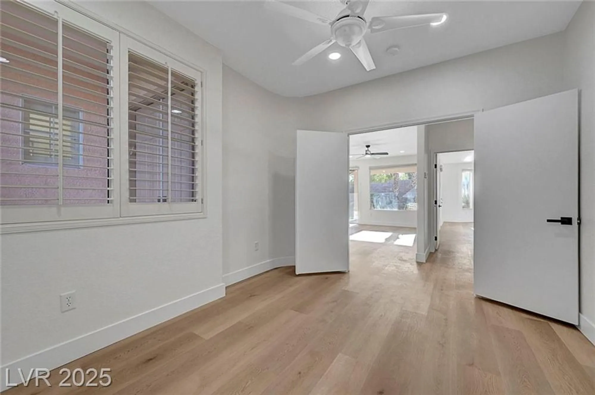 Property Slideshow image 23 of 48 | 4379 bella cascada st, Las Vegas, NV, 89135
