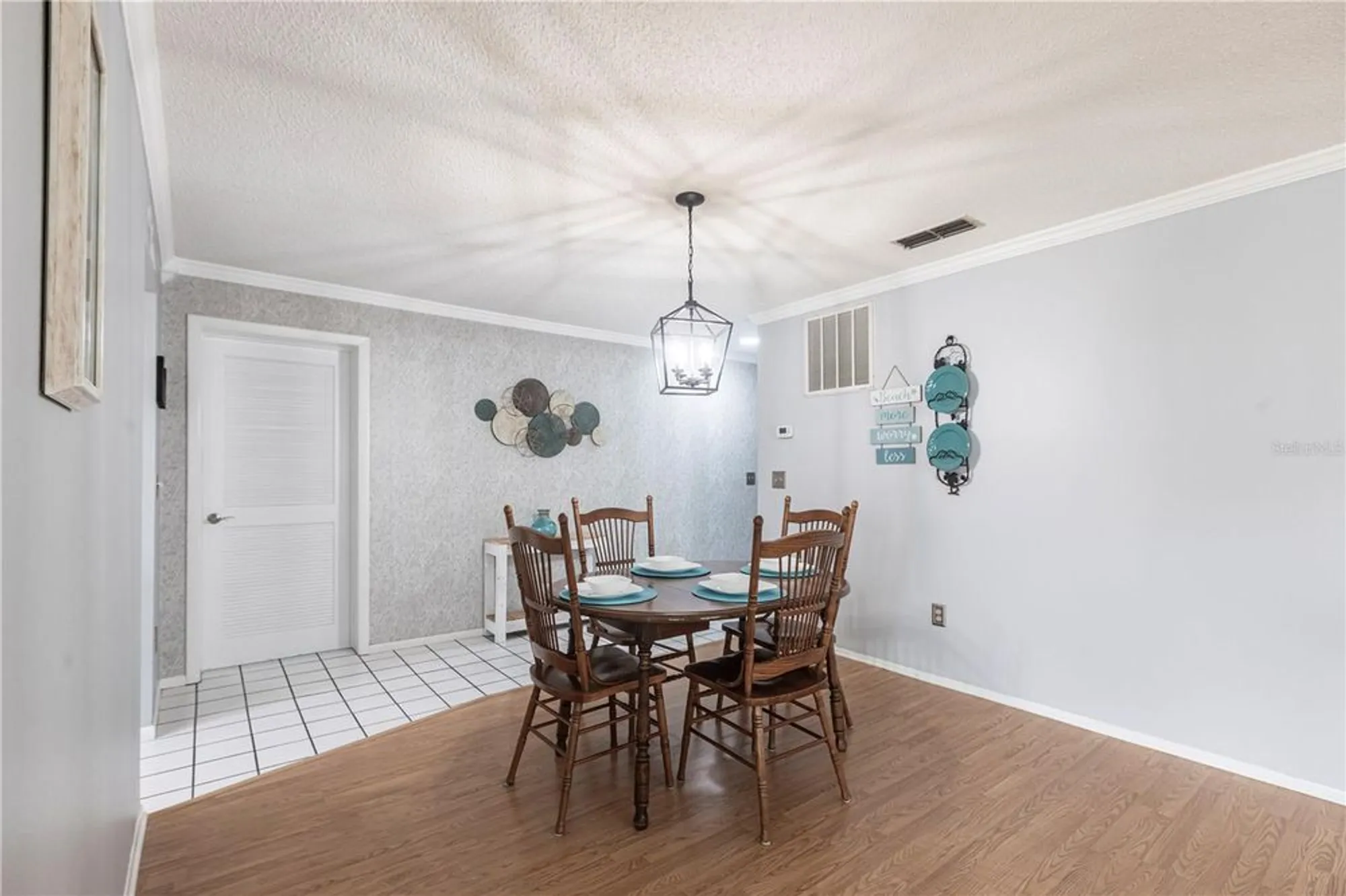 Property Slideshow image 4 of 40 | 6070 80th st n unit 215, St Petersburg, FL, 33709