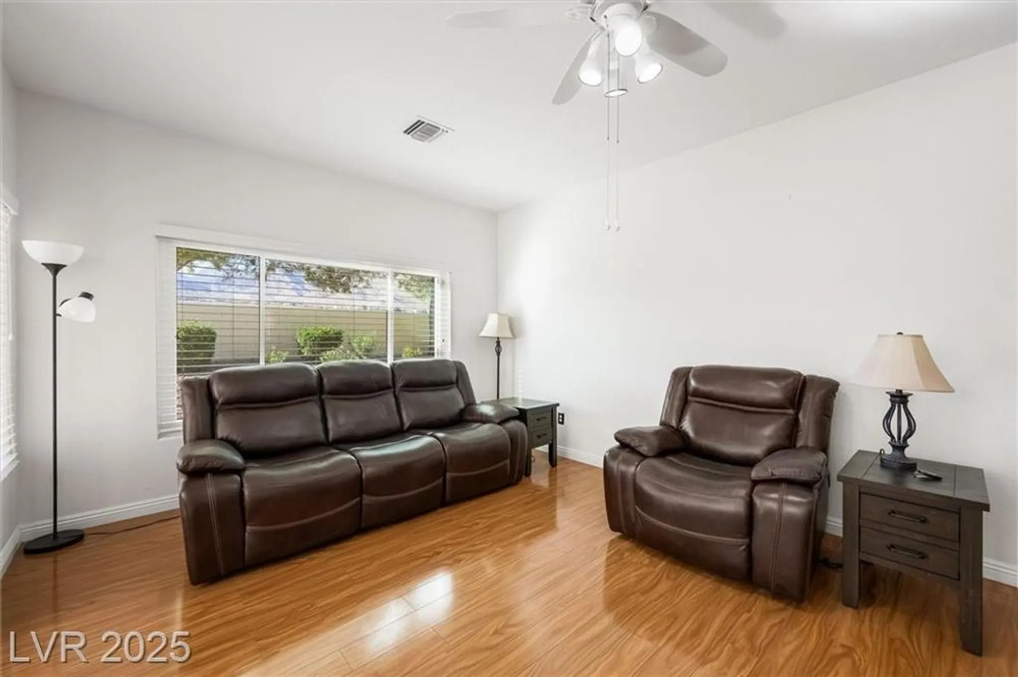 Property Slideshow image 16 of 40 | 2313 sun cliffs st, Las Vegas, NV, 89134