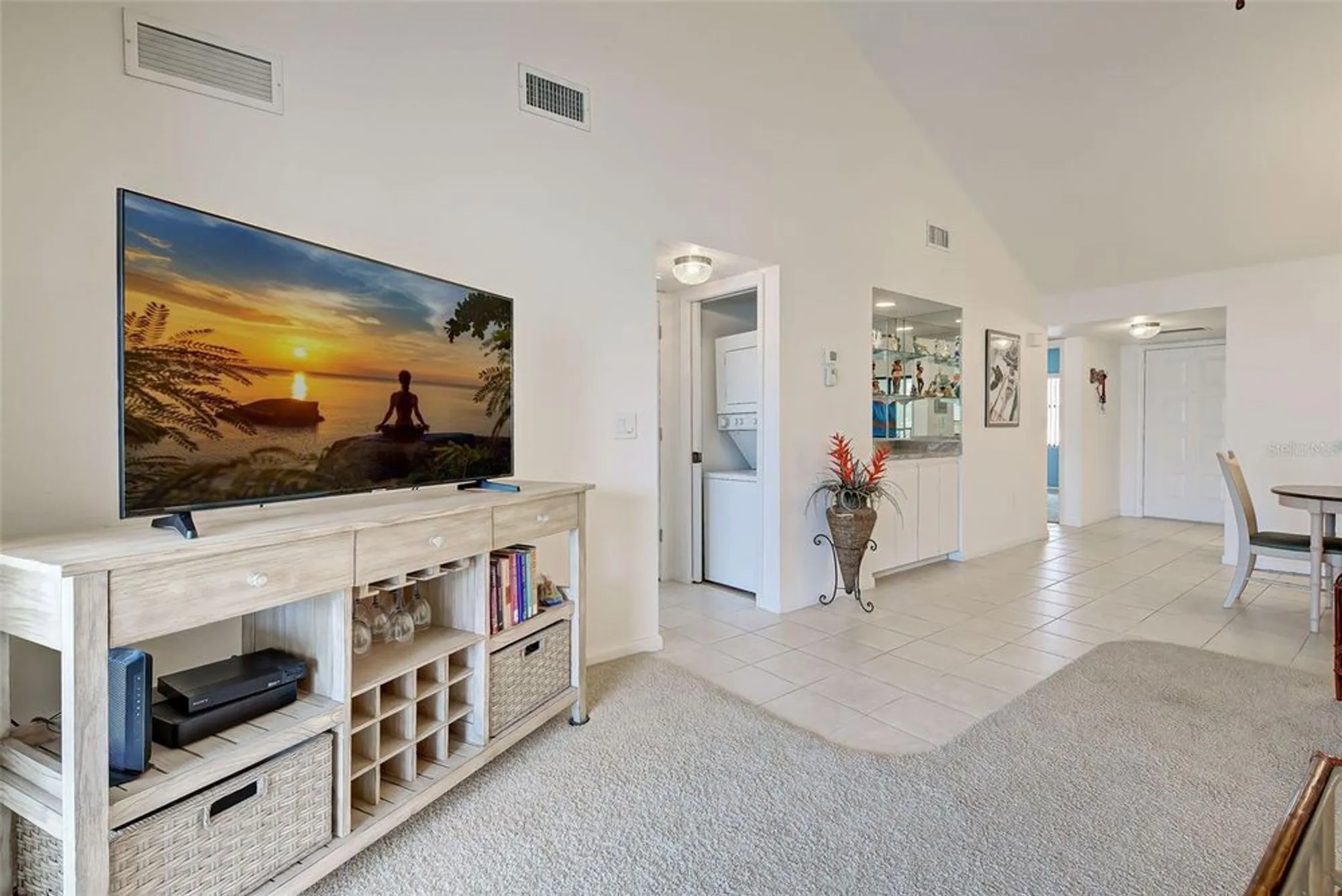 Property Slideshow image 12 of 44 | 1100 capri isles blvd 324, Venice, FL, 34292