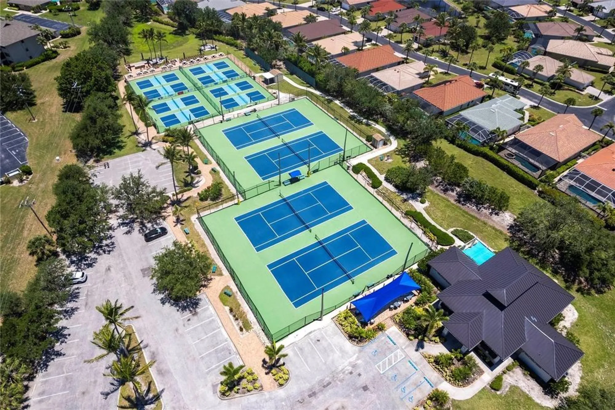 Property Slideshow image 47 of 54 | 3329 sunset key cir 203, Punta Gorda, FL, 33955