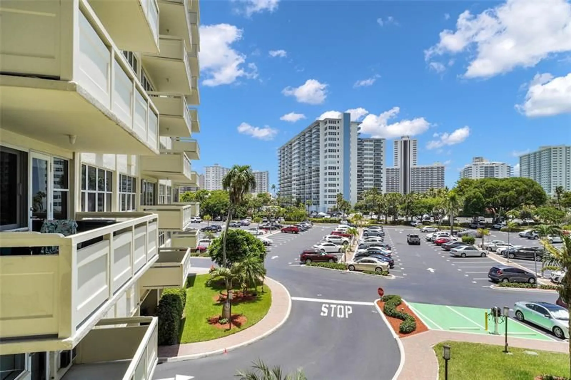 Property Slideshow image 11 of 45 | 3200 ne 36th st 319, Fort Lauderdale, FL, 33308