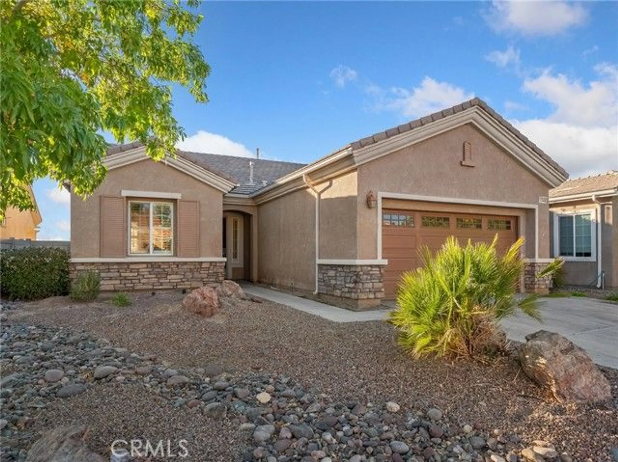 Property Slideshow image 3 of 52 | 10446 bridge haven rd, Apple Valley, CA, 92308