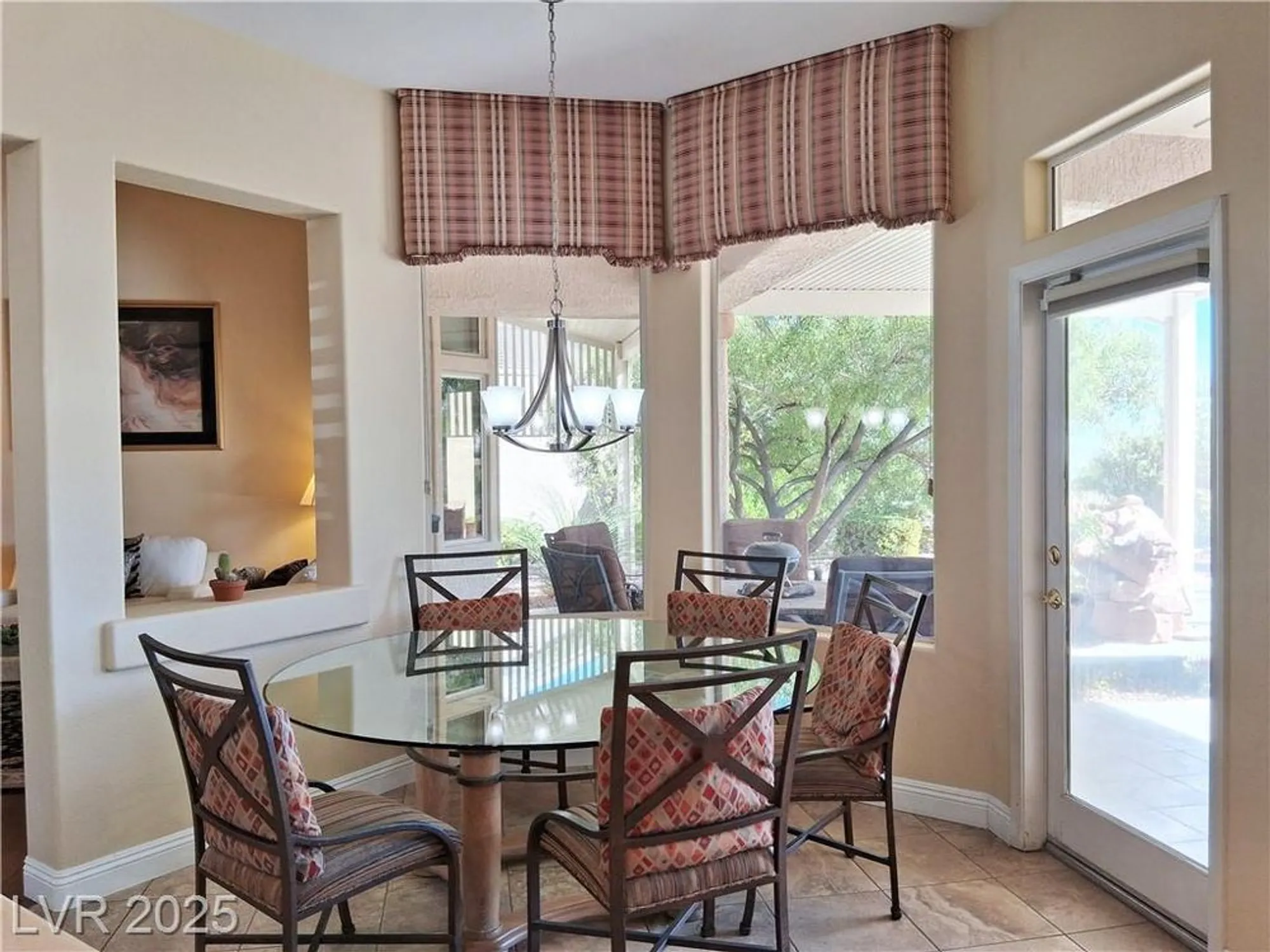 Property Slideshow image 19 of 43 | 3140 darby falls dr, Las Vegas, NV, 89134
