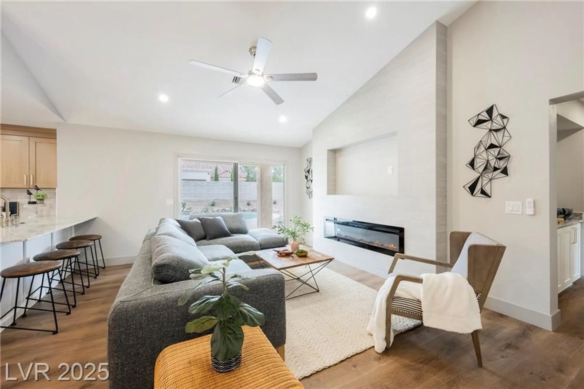 Property Slideshow image 11 of 28 | 9337 quail ridge dr, Las Vegas, NV, 89134