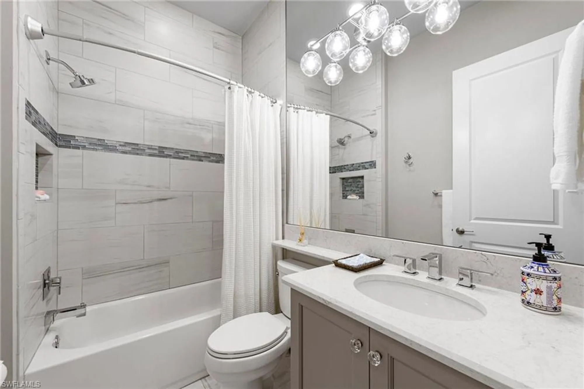 Property Slideshow image 32 of 50 | 28699 sicily loop, Bonita Springs, FL, 34135