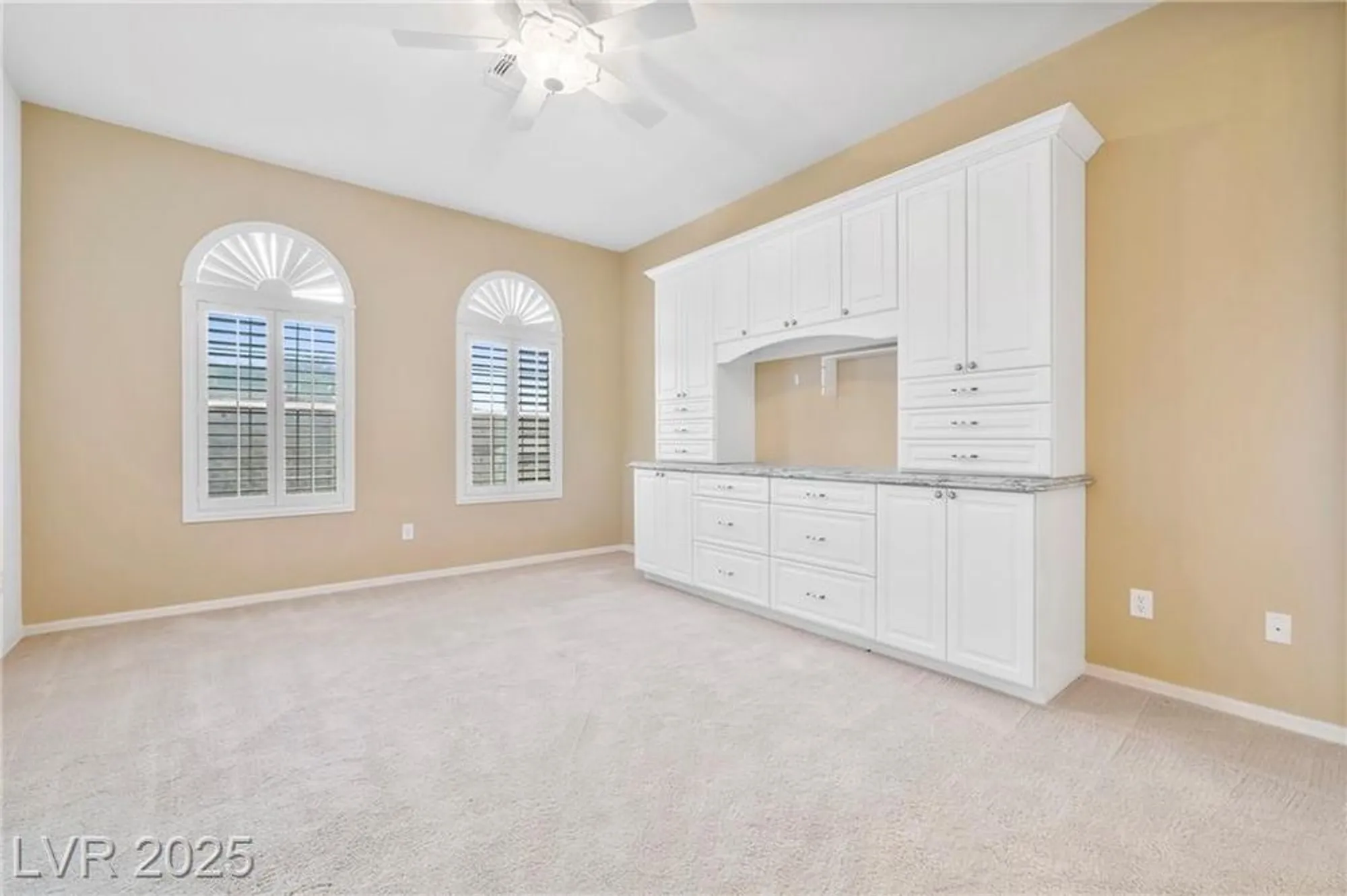 Property Slideshow image 16 of 37 | 2868 foxtail creek ave, Henderson, NV, 89052