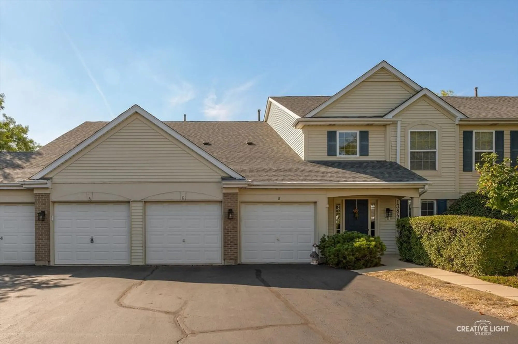 Property Slideshow image 1 of 17 | 13848 s balsam ln a, Plainfield, IL, 60544
