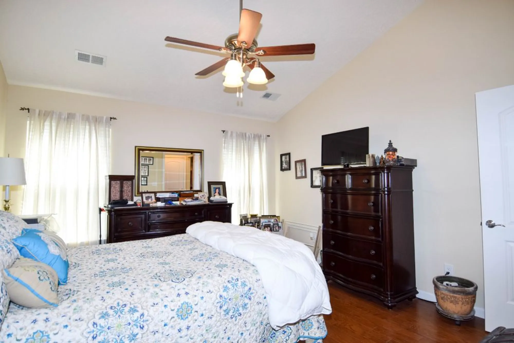 Property Slideshow image 35 of 43 | 395 devon chase hl 4703, Gallatin, TN, 37066