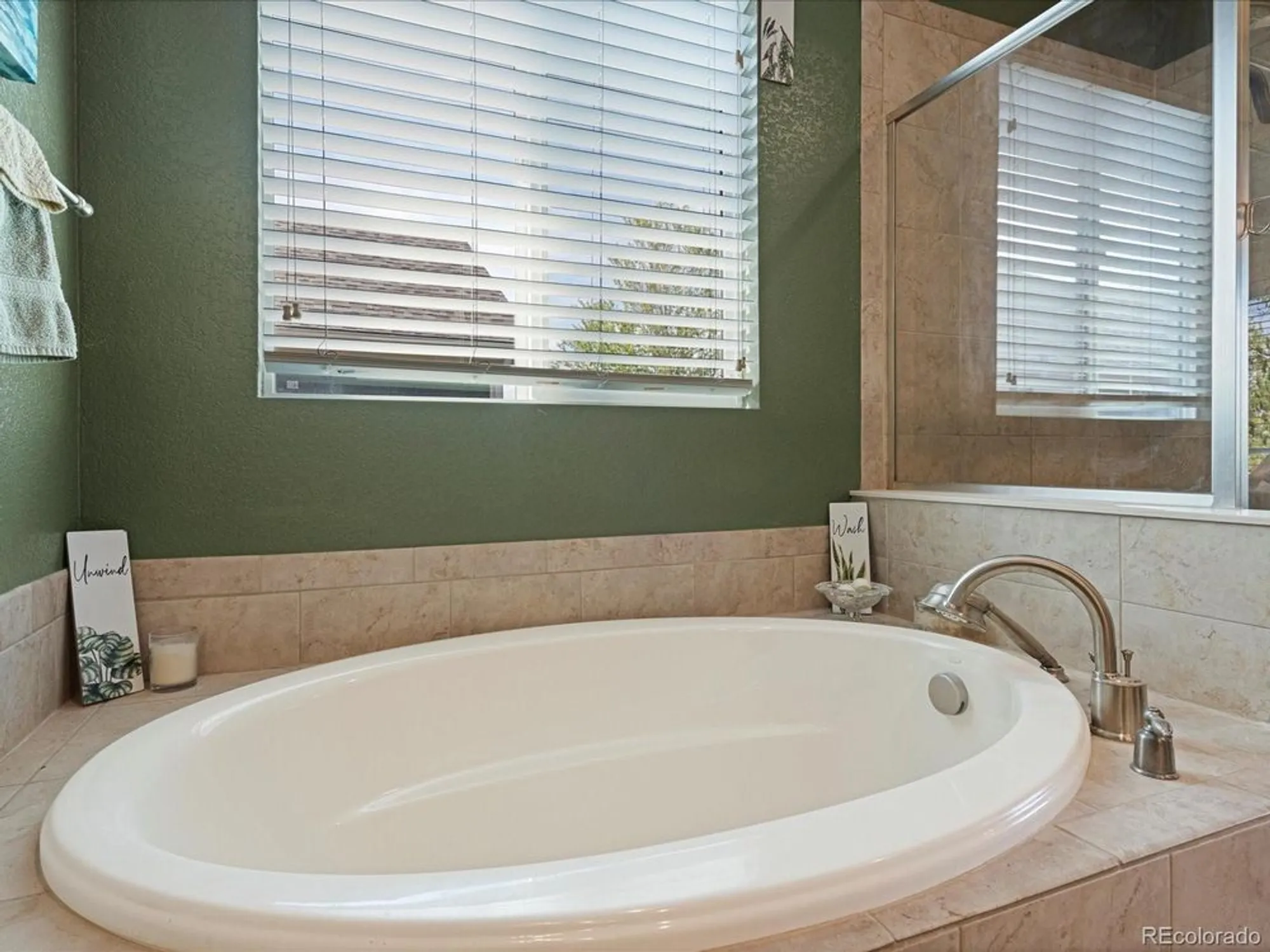 Property Slideshow image 26 of 37 | 8852 e 148th ln, Thornton, CO, 80602