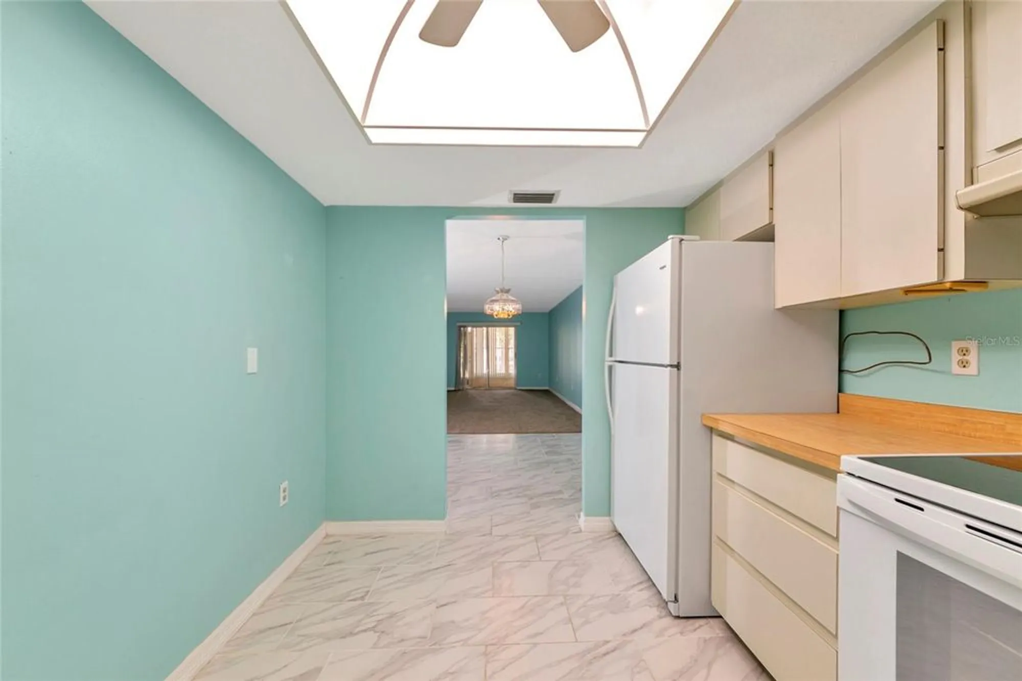 Property Slideshow image 8 of 44 | 3072 lake bayshore dr o- 119, Bradenton, FL, 34205