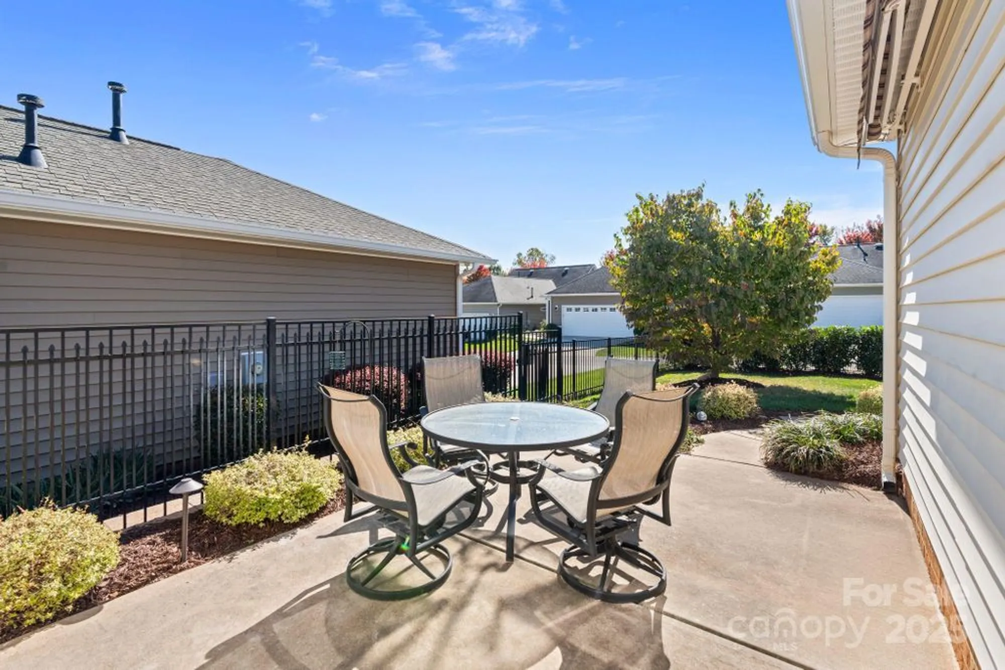 Property Slideshow image 20 of 22 | 18134 ebenezer dr, Cornelius, NC, 28031