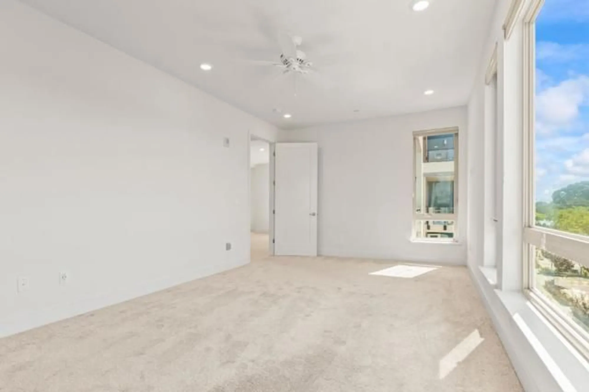 Property Slideshow image 18 of 51 | 718 eppleton ln 303, Foster City, CA, 94404