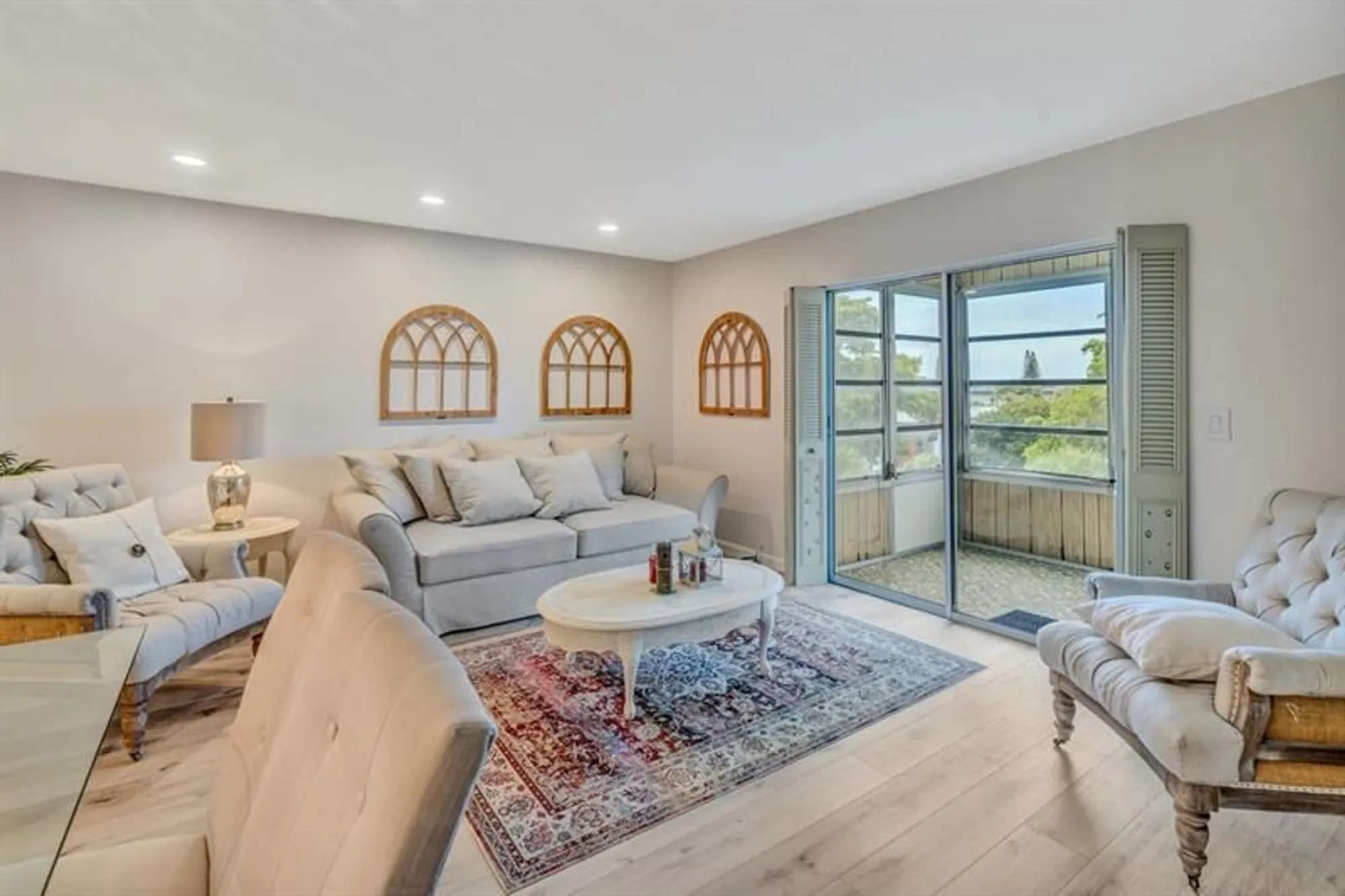 Property Slideshow image 21 of 46 | 4750 nw 22nd ct 417, Lauderhill, FL, 33313