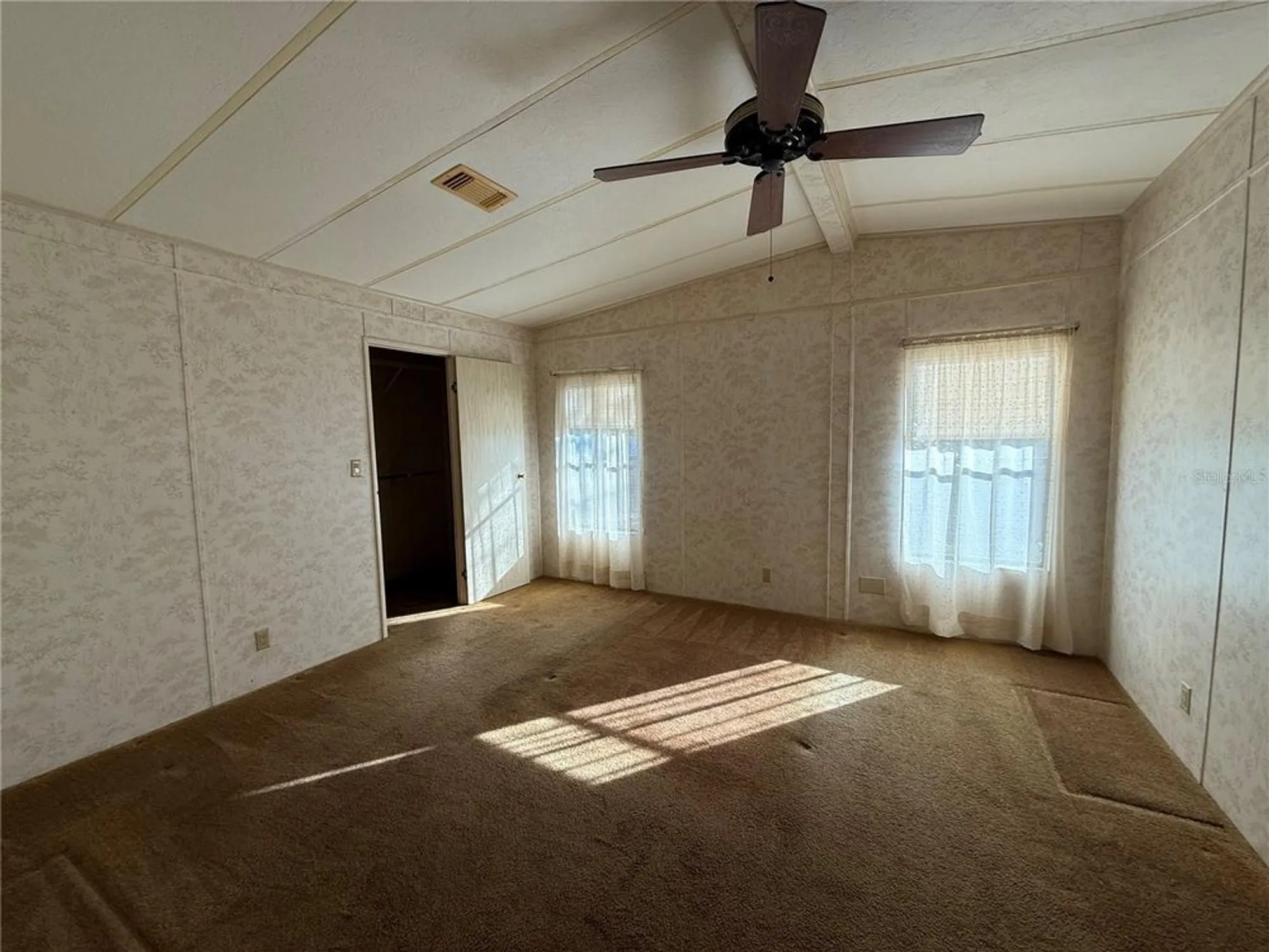 Property Slideshow image 11 of 29 | 108 winterberry ave, Wildwood, FL, 34785