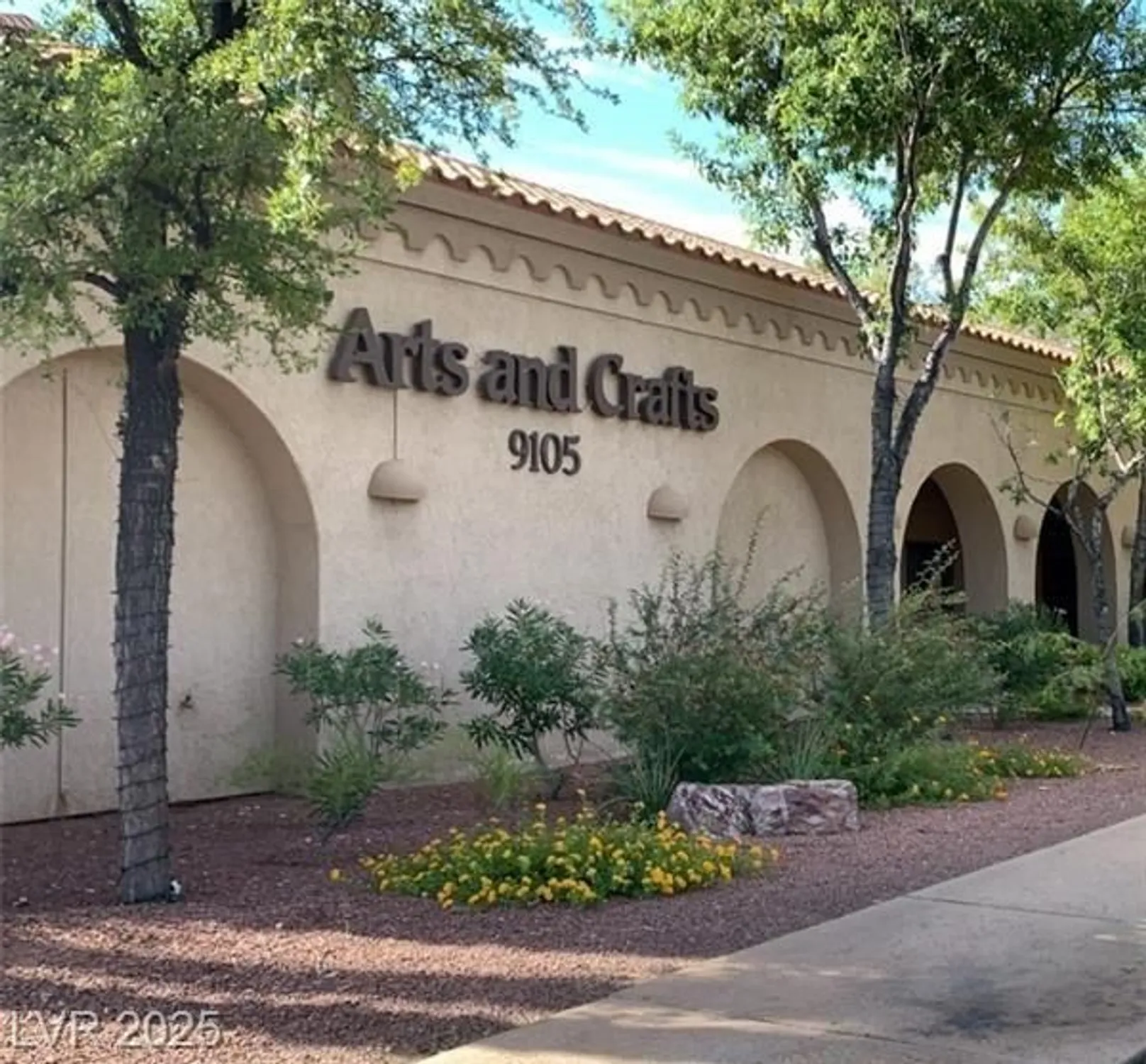 Property Slideshow image 31 of 38 | 10713 paradise point dr, Las Vegas, NV, 89134