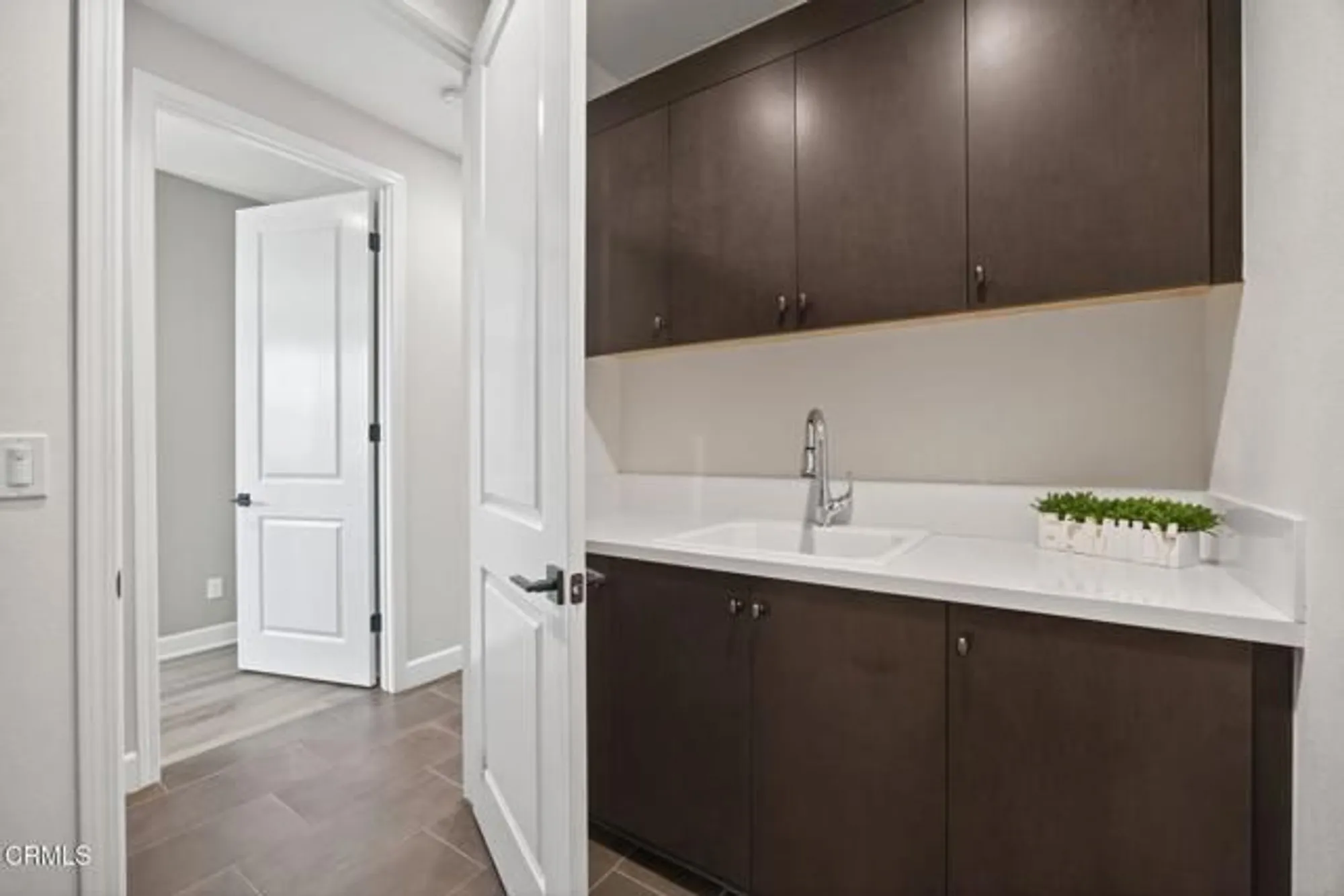 Property Slideshow image 22 of 78 | 2420 quartsite dr, Camarillo, CA, 93012