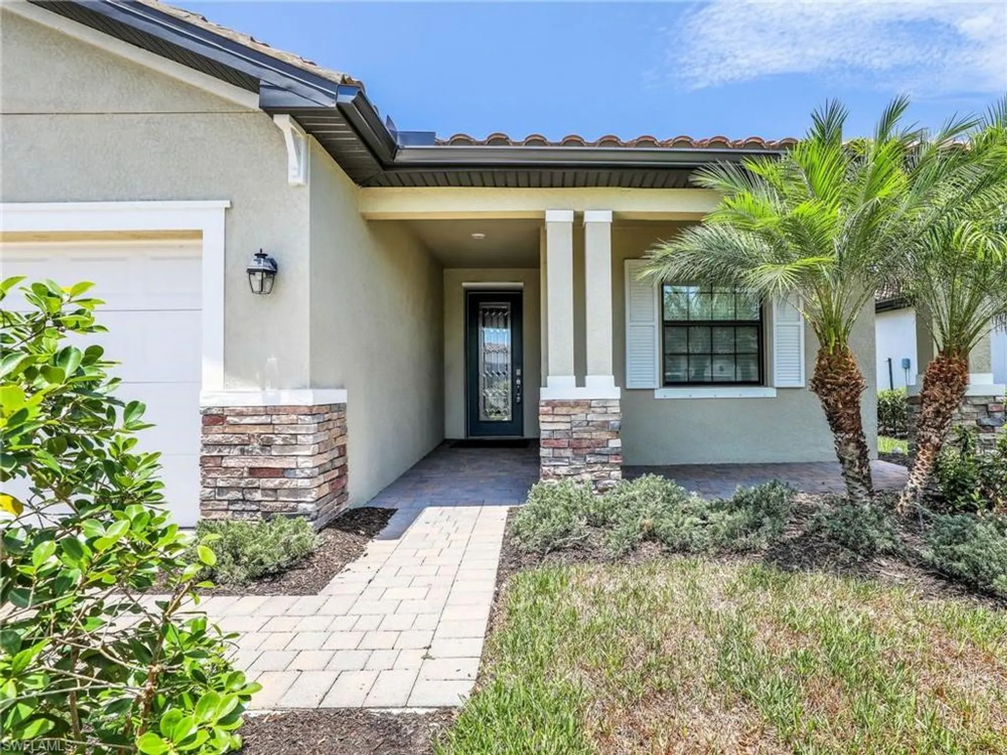 Property Slideshow image 2 of 50 | 11512 shady palm way, Fort Myers, FL, 33913